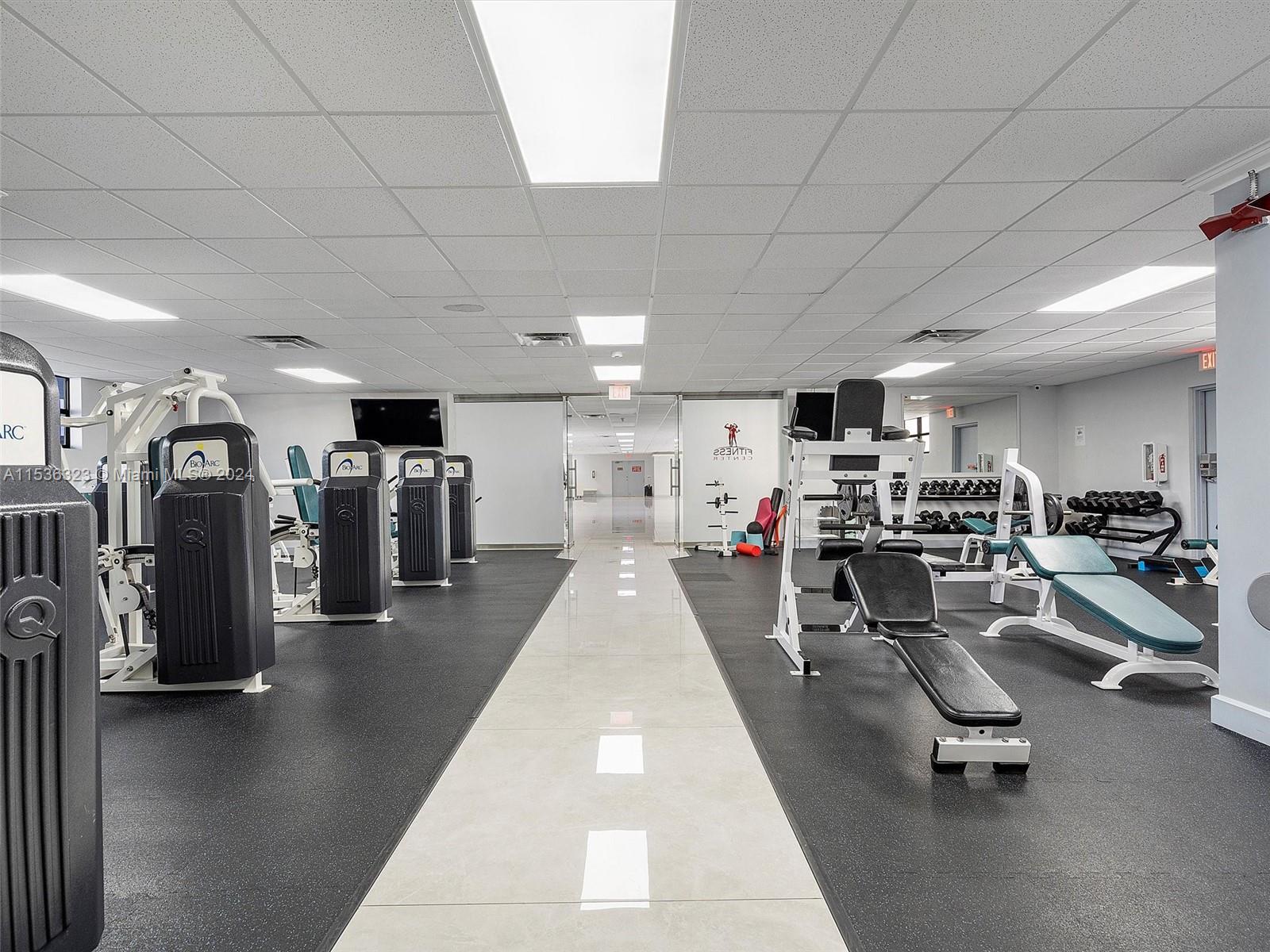 600 Parkview Dr 923, Hallandale Beach, Florida 33009, 2 Bedrooms Bedrooms, ,1 BathroomBathrooms,Residential,For Sale,600 Parkview Dr 923,A11536323