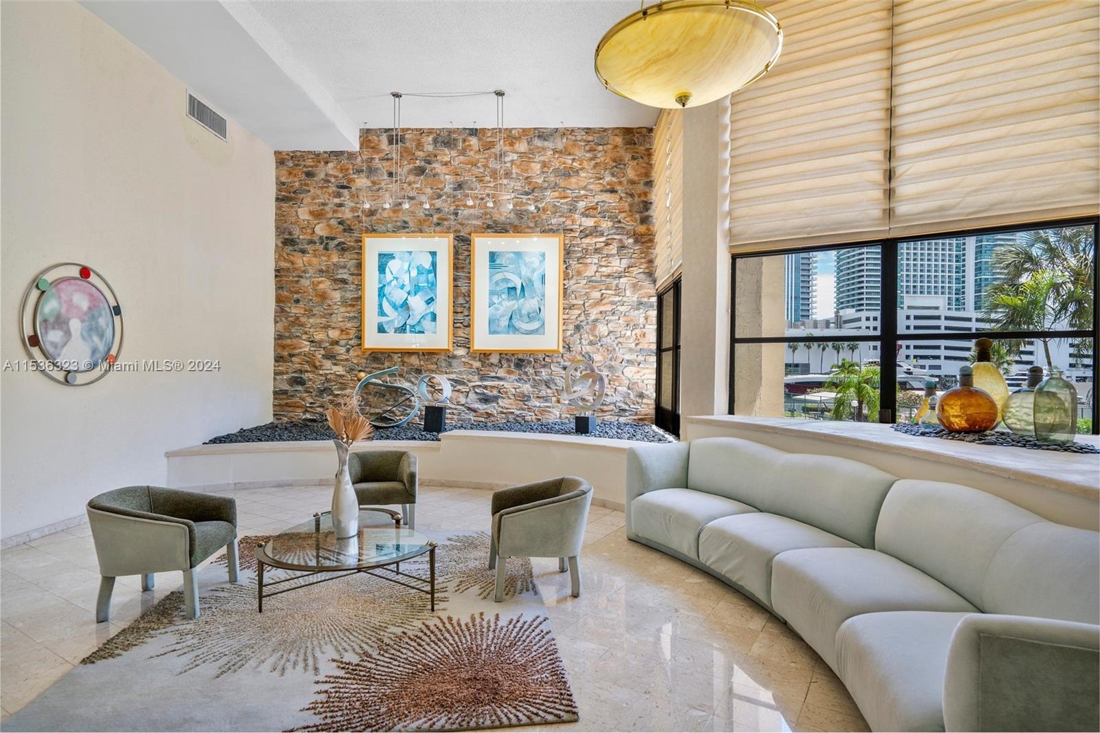 600 Parkview Dr 923, Hallandale Beach, Florida 33009, 2 Bedrooms Bedrooms, ,1 BathroomBathrooms,Residential,For Sale,600 Parkview Dr 923,A11536323