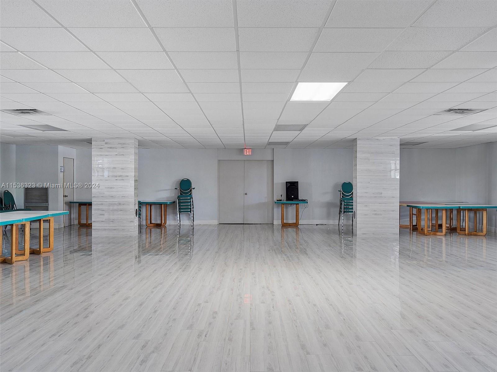 600 Parkview Dr 923, Hallandale Beach, Florida 33009, 2 Bedrooms Bedrooms, ,1 BathroomBathrooms,Residential,For Sale,600 Parkview Dr 923,A11536323