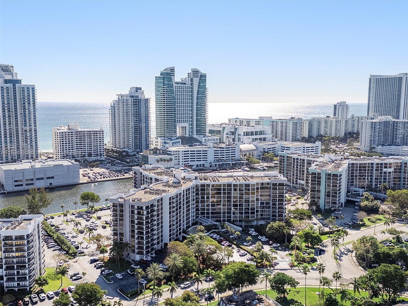 600 Parkview Dr 923, Hallandale Beach, Florida 33009, 2 Bedrooms Bedrooms, ,1 BathroomBathrooms,Residential,For Sale,600 Parkview Dr 923,A11536323