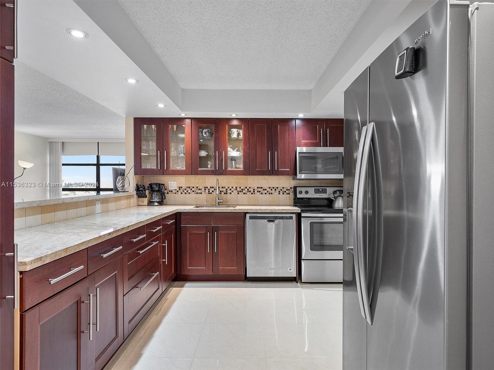 600 Parkview Dr 923, Hallandale Beach, Florida 33009, 2 Bedrooms Bedrooms, ,1 BathroomBathrooms,Residential,For Sale,600 Parkview Dr 923,A11536323