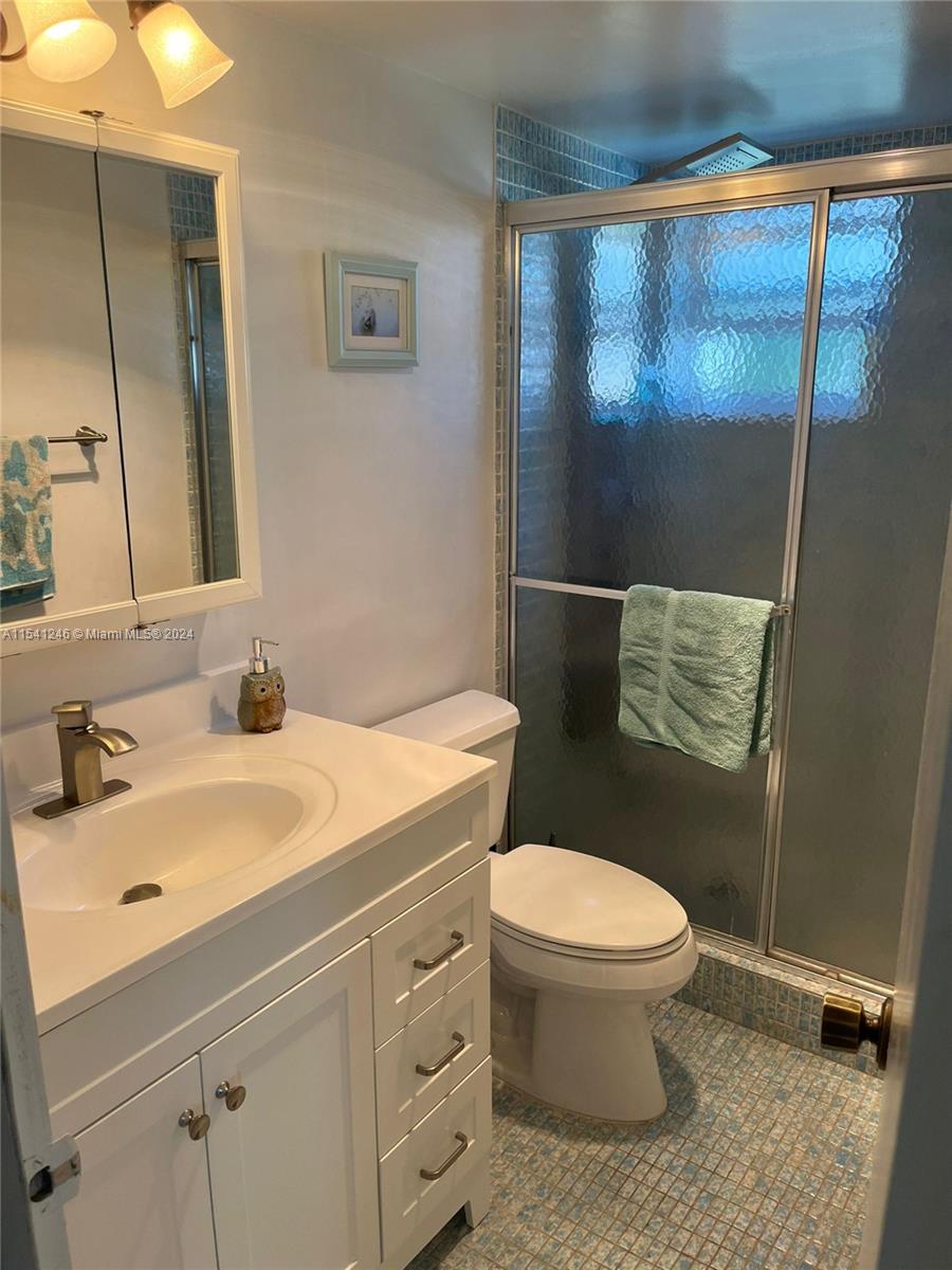 604 NE 2nd St 217, Dania Beach, Florida 33004, 2 Bedrooms Bedrooms, ,2 BathroomsBathrooms,Residentiallease,For Rent,604 NE 2nd St 217,A11541246