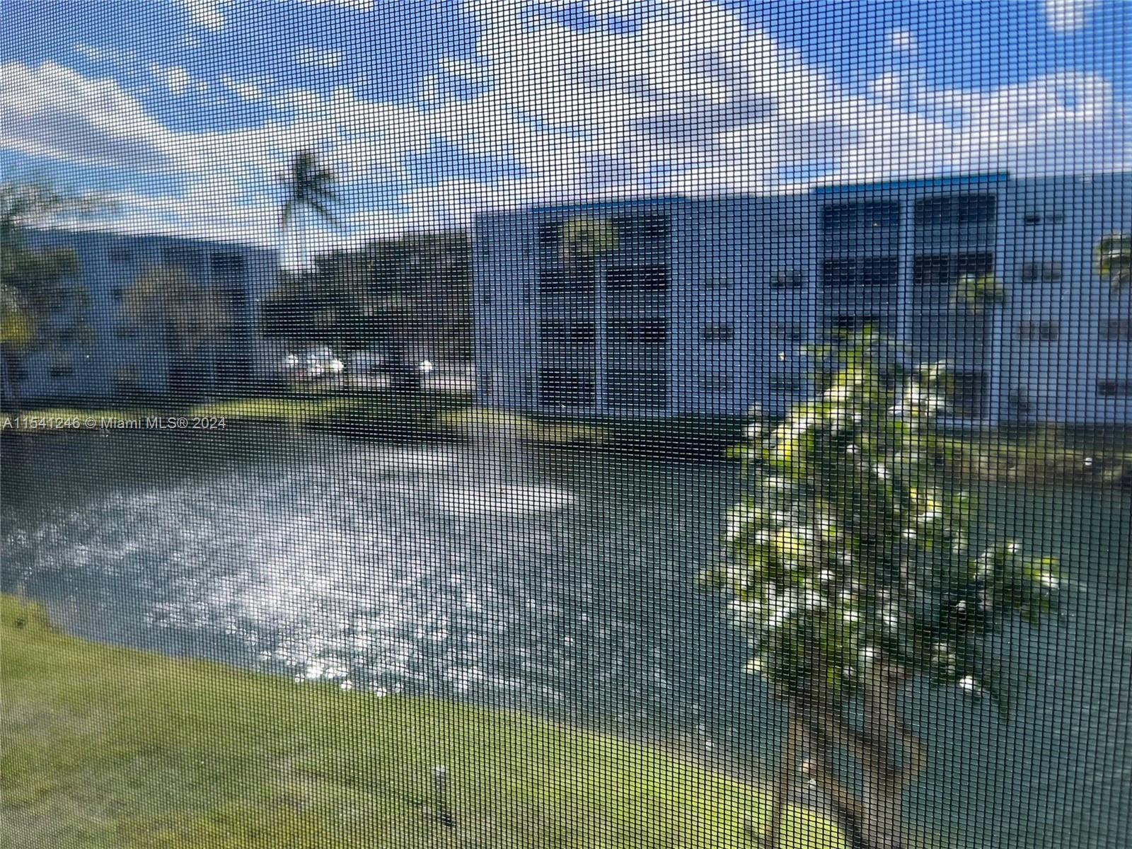 604 NE 2nd St 217, Dania Beach, Florida 33004, 2 Bedrooms Bedrooms, ,2 BathroomsBathrooms,Residentiallease,For Rent,604 NE 2nd St 217,A11541246