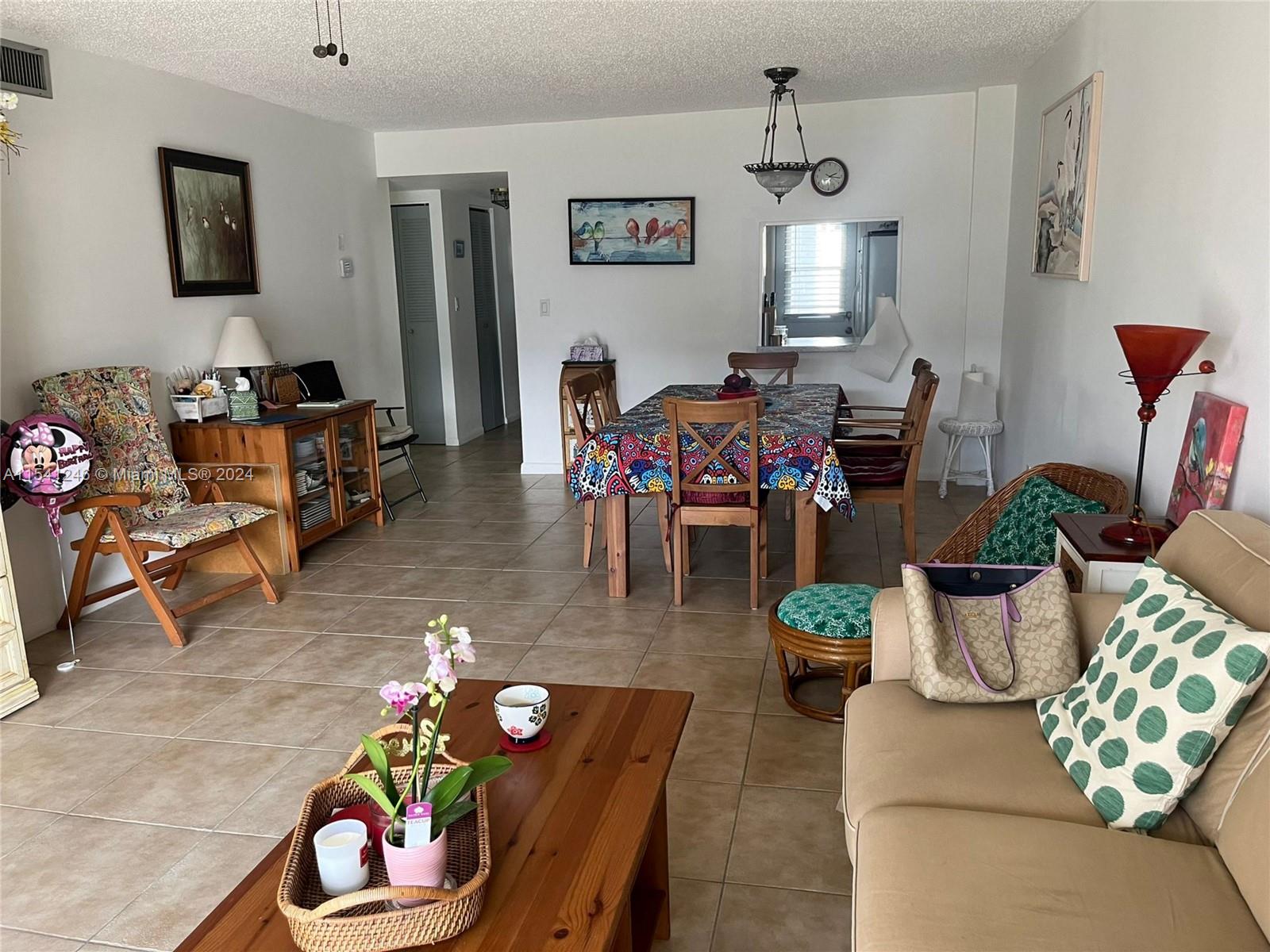 604 NE 2nd St 217, Dania Beach, Florida 33004, 2 Bedrooms Bedrooms, ,2 BathroomsBathrooms,Residentiallease,For Rent,604 NE 2nd St 217,A11541246