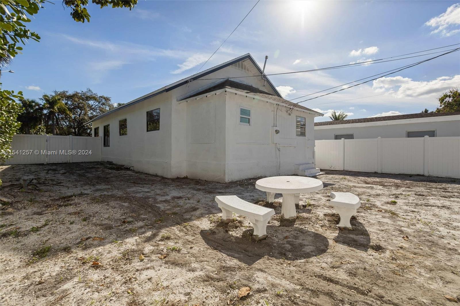 1683 NE 168th St, North Miami Beach, Florida 33162, 3 Bedrooms Bedrooms, ,2 BathroomsBathrooms,Residential,For Sale,1683 NE 168th St,A11541257