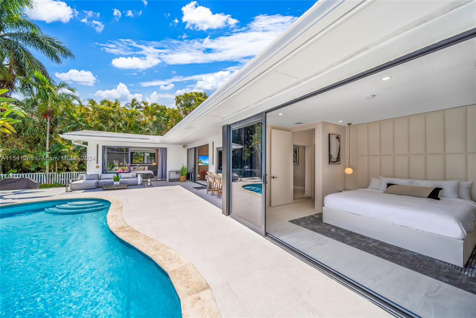 607 Oleander Dr, Hallandale Beach, Florida 33009, 5 Bedrooms Bedrooms, ,4 BathroomsBathrooms,Residentiallease,For Rent,607 Oleander Dr,A11541266