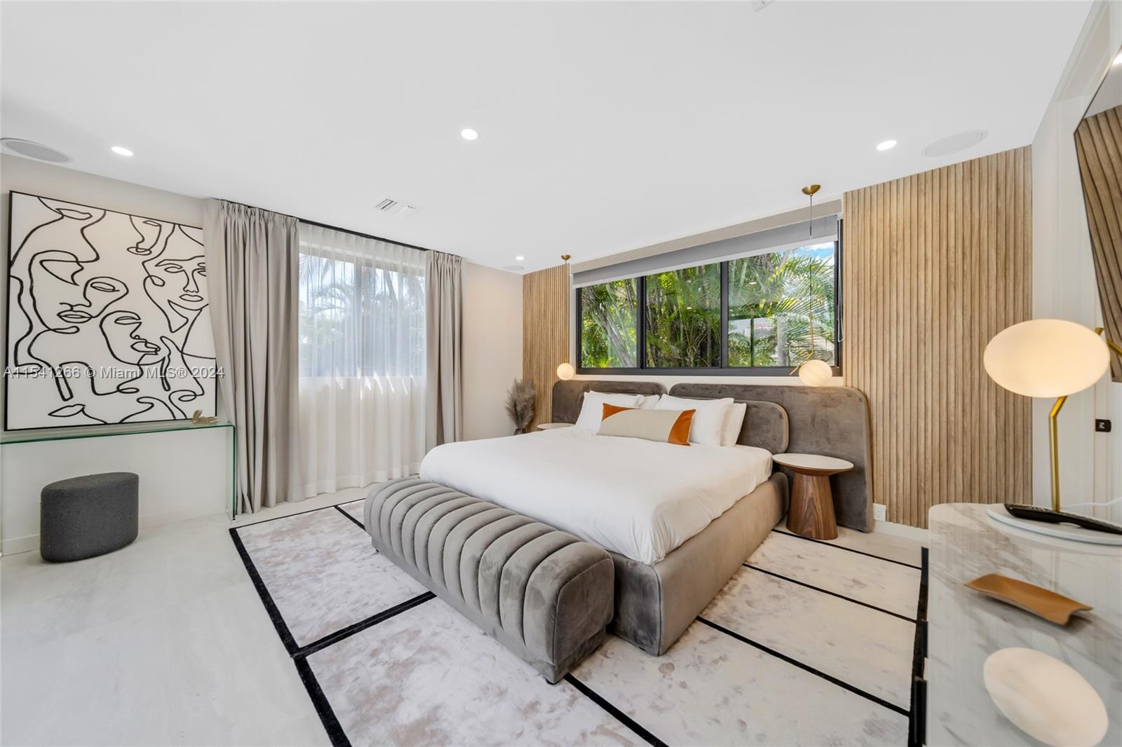 607 Oleander Dr, Hallandale Beach, Florida 33009, 5 Bedrooms Bedrooms, ,4 BathroomsBathrooms,Residentiallease,For Rent,607 Oleander Dr,A11541266