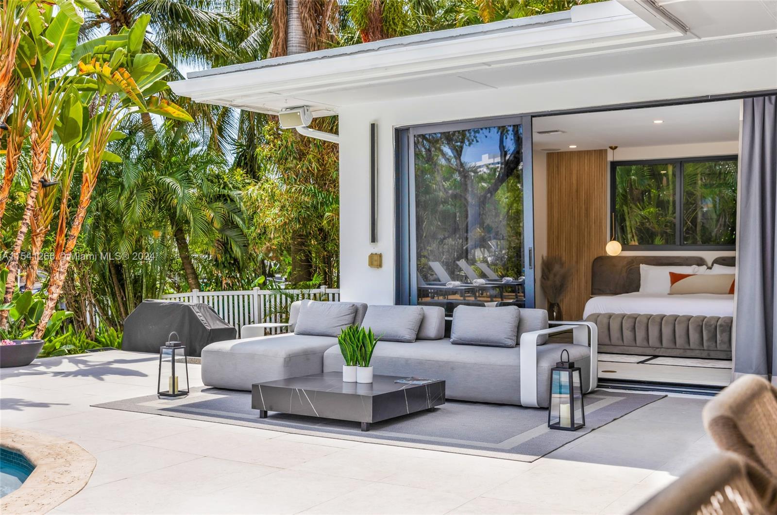 607 Oleander Dr, Hallandale Beach, Florida 33009, 5 Bedrooms Bedrooms, ,4 BathroomsBathrooms,Residentiallease,For Rent,607 Oleander Dr,A11541266