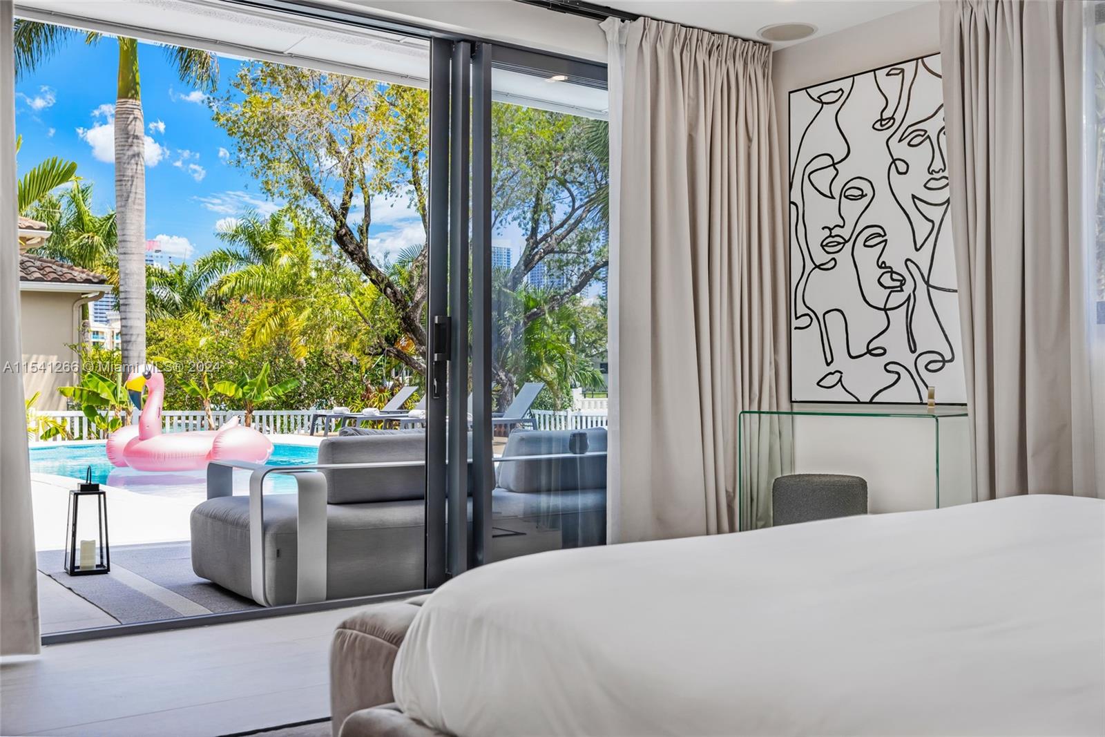 607 Oleander Dr, Hallandale Beach, Florida 33009, 5 Bedrooms Bedrooms, ,4 BathroomsBathrooms,Residentiallease,For Rent,607 Oleander Dr,A11541266