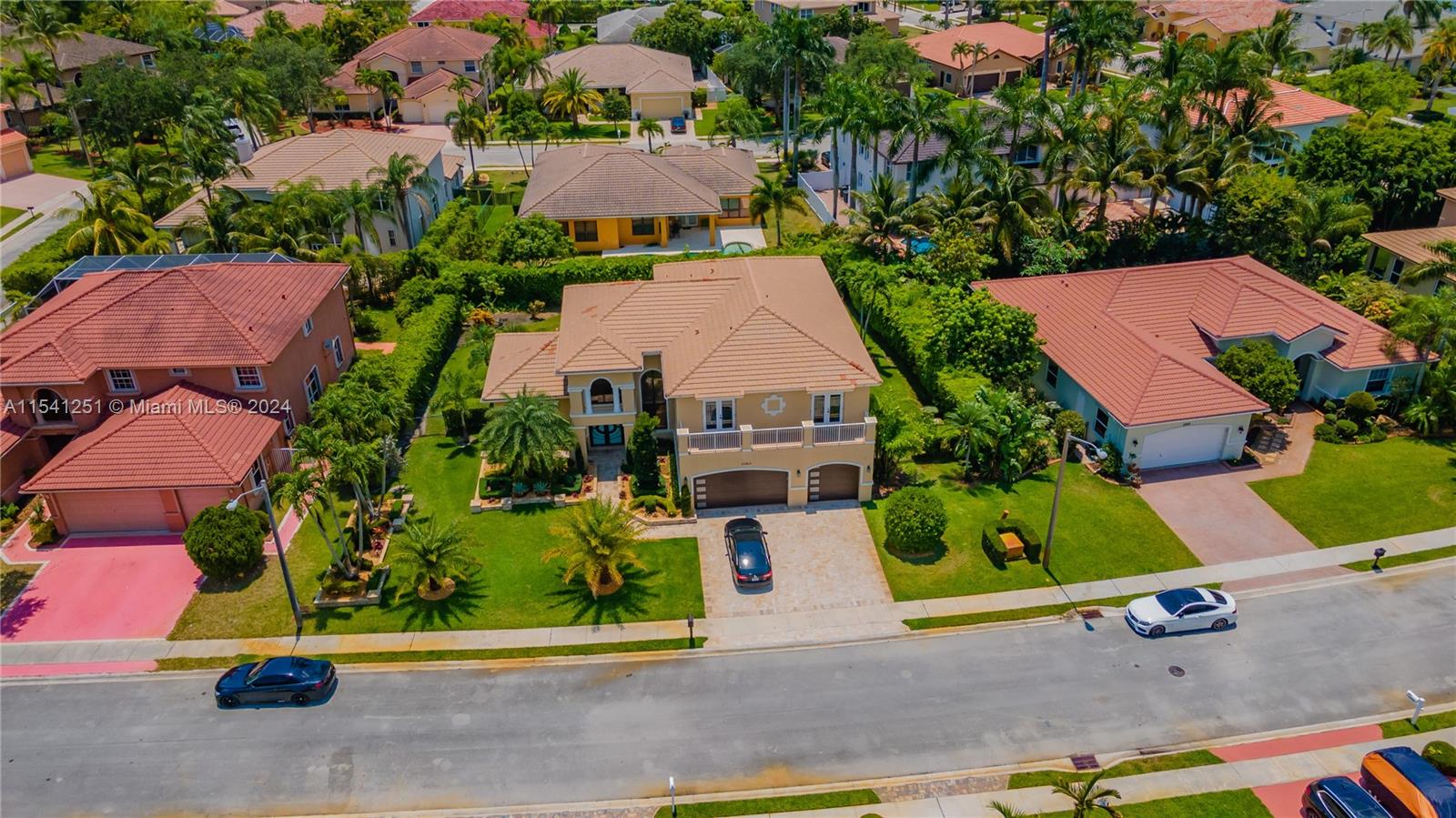 15952 7th St, Pembroke Pines, FL, 33027 United States, 5 Bedrooms Bedrooms, ,4 BathroomsBathrooms,Residential,For Sale,7th St,A11541251