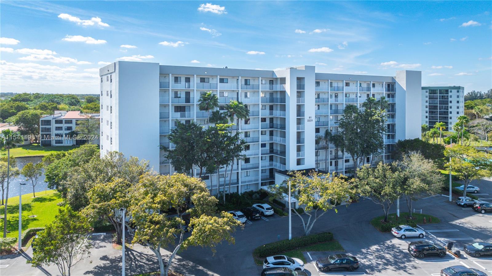 2221 Cypress Island Dr 702, Pompano Beach, Florida 33069, 2 Bedrooms Bedrooms, ,2 BathroomsBathrooms,Residential,For Sale,2221 Cypress Island Dr 702,A11541198