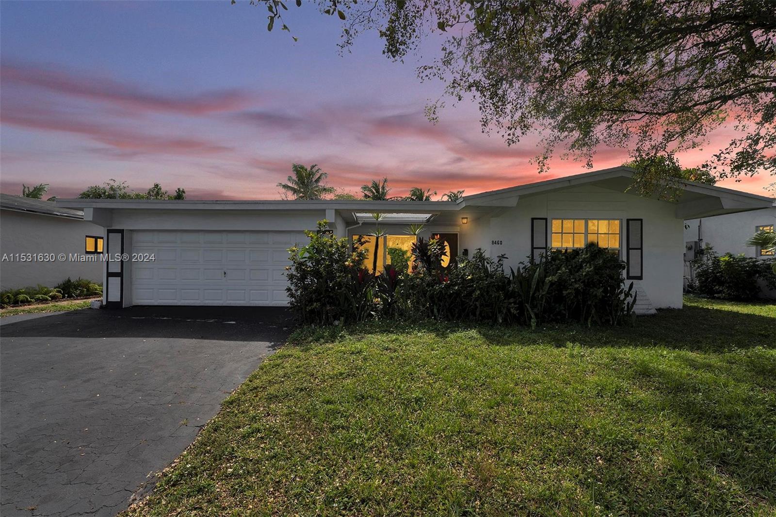 8460 Windsor Dr, Miramar, FL, 33025 United States, 3 Bedrooms Bedrooms, ,2 BathroomsBathrooms,Residential,For Sale,Windsor Dr,A11531630