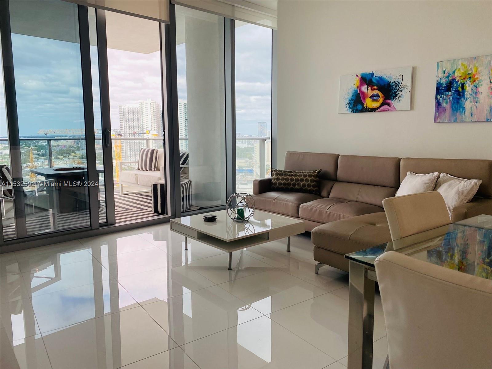 851 NE 1st Ave 1700, Miami, Florida 33132, 1 Bedroom Bedrooms, ,2 BathroomsBathrooms,Residentiallease,For Rent,851 NE 1st Ave 1700,A11532592