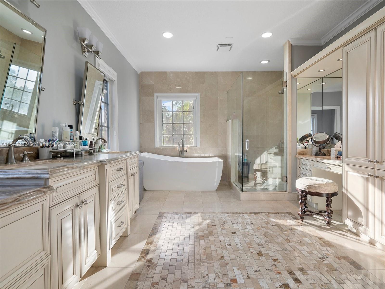 7 Winnebago Rd, Sea Ranch Lakes, FL, 33308 United States, 4 Bedrooms Bedrooms, ,4 BathroomsBathrooms,Residential,For Sale,Winnebago Rd,A11541263