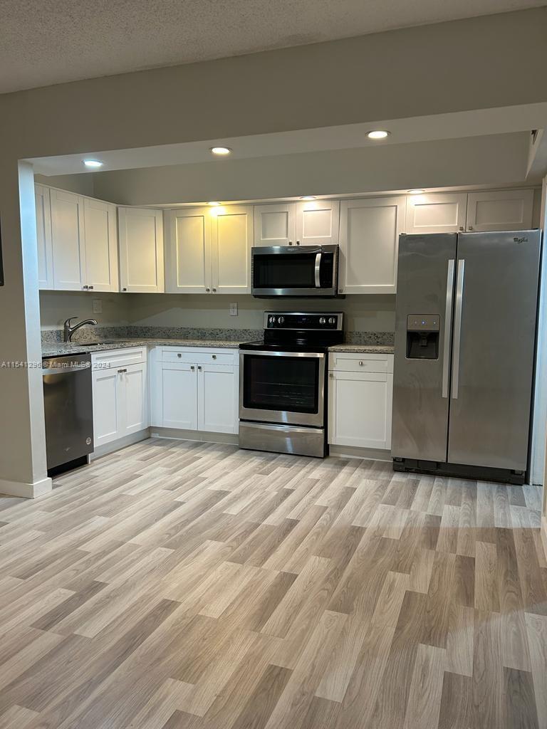 20200 W Country Club Dr PH16, Aventura, Florida 33180, 2 Bedrooms Bedrooms, ,2 BathroomsBathrooms,Residential,For Sale,20200 W Country Club Dr PH16,A11541296