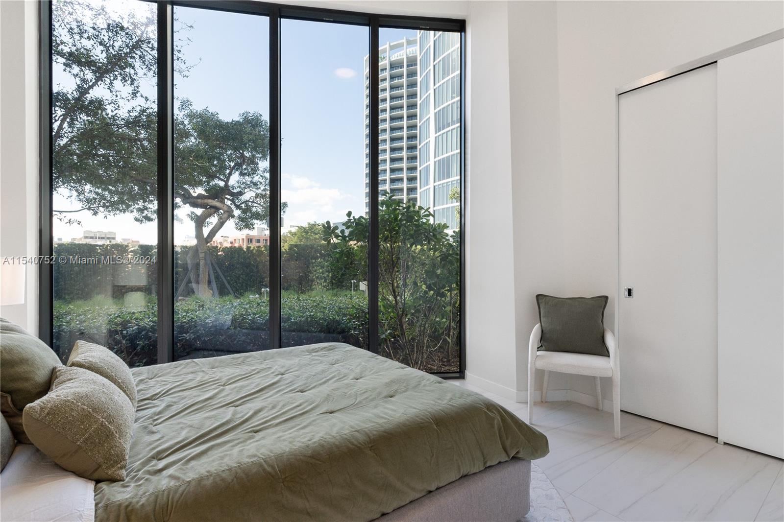 2811 Bayshore Dr, Miami, FL, 33133 United States, 3 Bedrooms Bedrooms, ,3 BathroomsBathrooms,Residential,For Sale,Bayshore Dr,A11540752