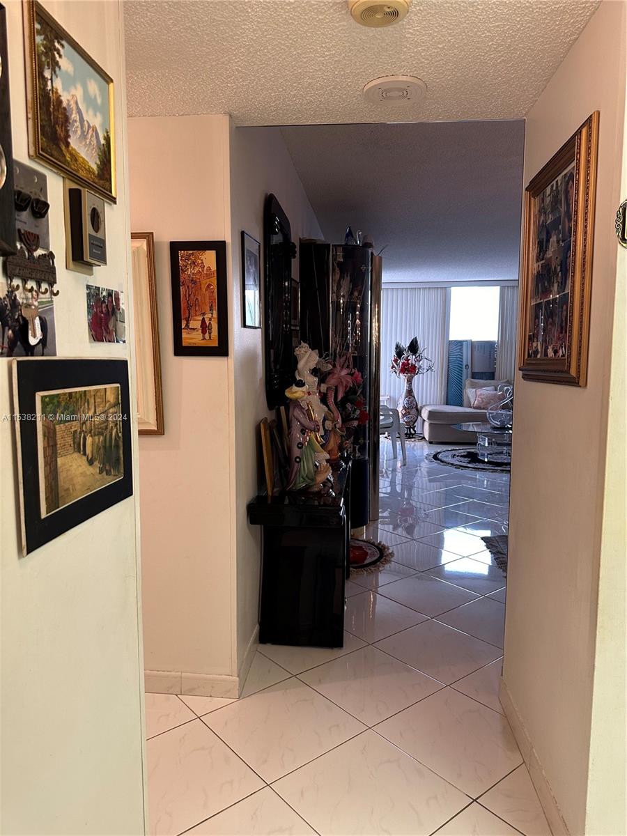 3180 S Ocean Dr 522, Hallandale Beach, Florida 33009, 1 Bedroom Bedrooms, ,1 BathroomBathrooms,Residential,For Sale,3180 S Ocean Dr 522,A11538211
