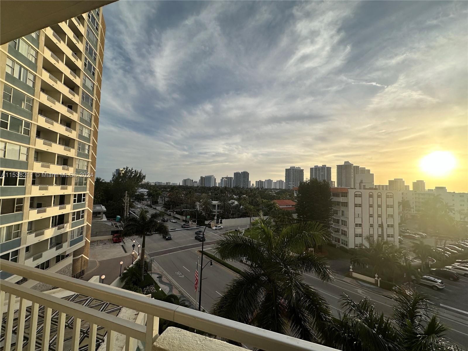 3180 S Ocean Dr 522, Hallandale Beach, Florida 33009, 1 Bedroom Bedrooms, ,1 BathroomBathrooms,Residential,For Sale,3180 S Ocean Dr 522,A11538211