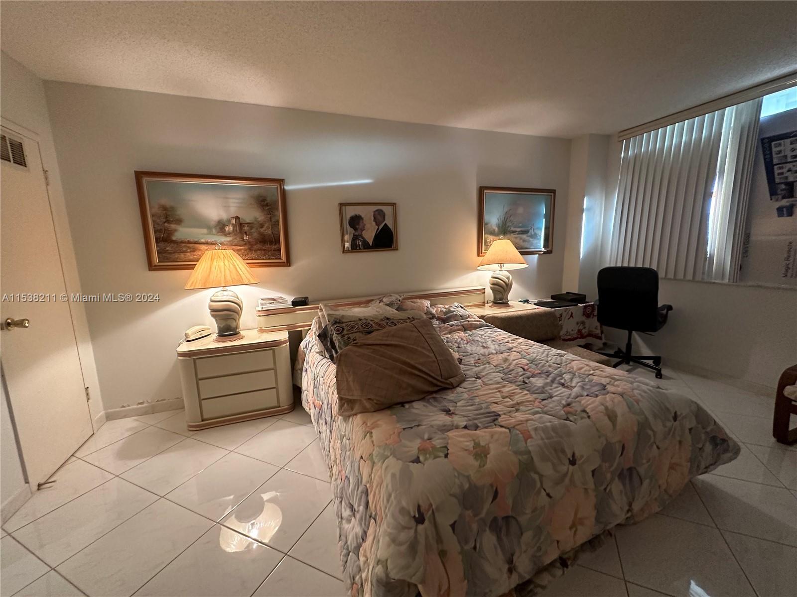 3180 S Ocean Dr 522, Hallandale Beach, Florida 33009, 1 Bedroom Bedrooms, ,1 BathroomBathrooms,Residential,For Sale,3180 S Ocean Dr 522,A11538211
