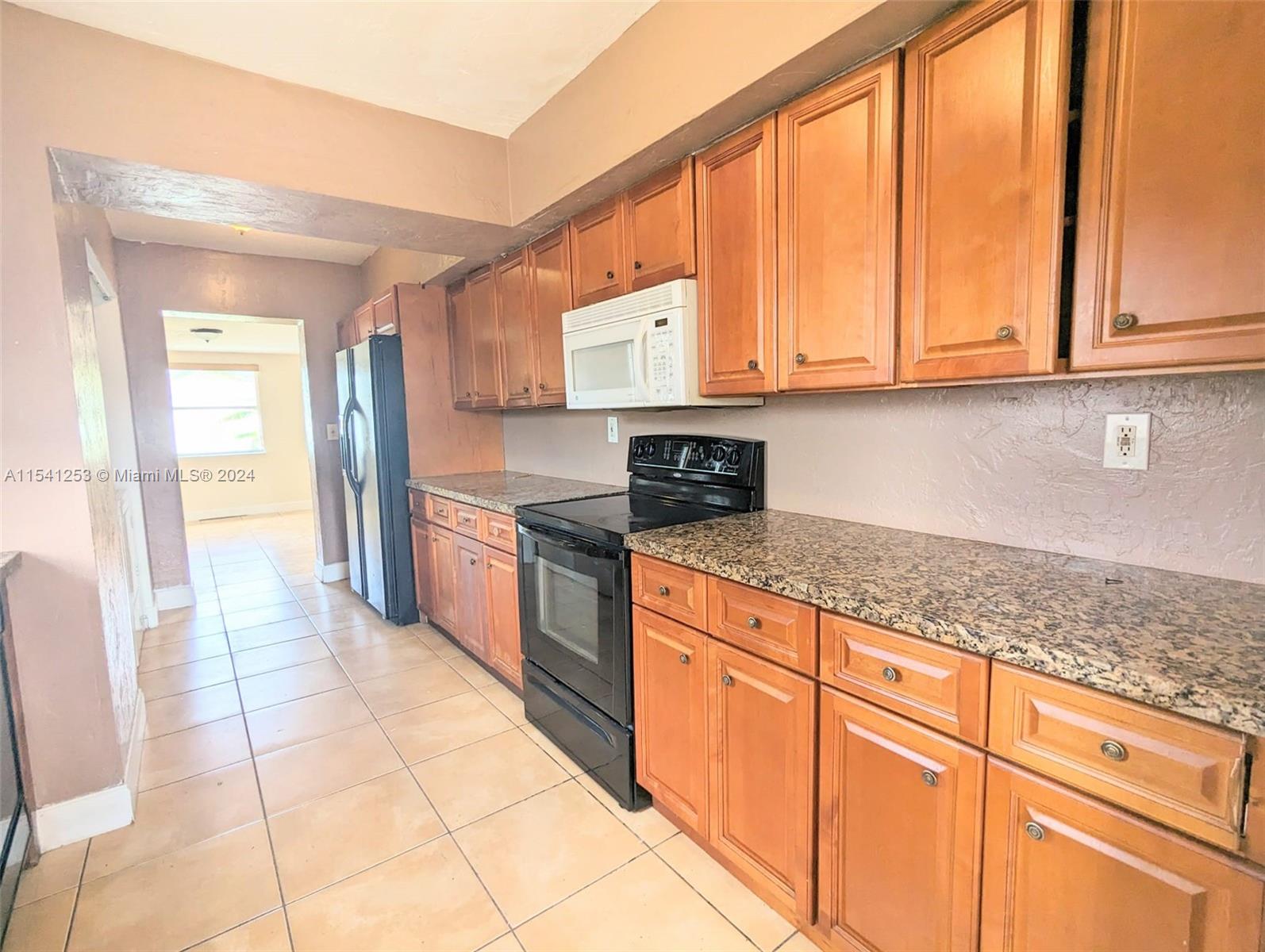 15125 SW 297th Ter, Homestead, Florida 33033, 4 Bedrooms Bedrooms, ,2 BathroomsBathrooms,Residentiallease,For Rent,15125 SW 297th Ter,A11541253