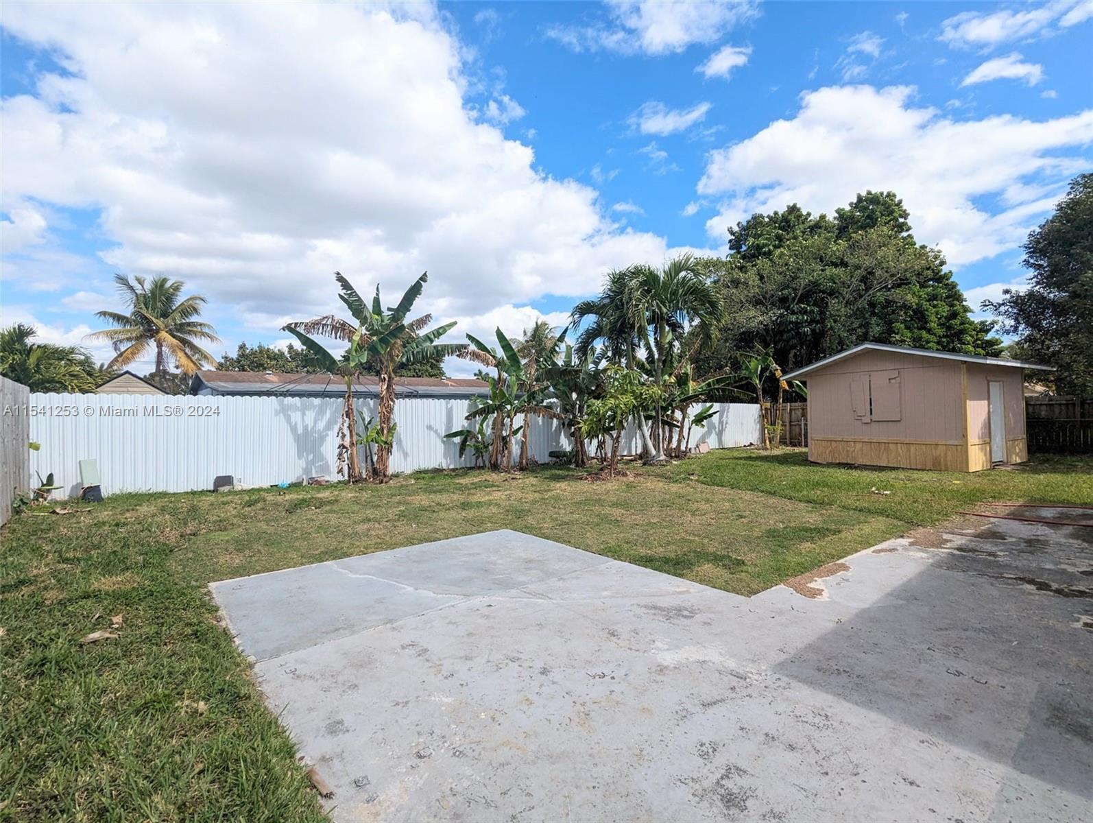 15125 SW 297th Ter, Homestead, Florida 33033, 4 Bedrooms Bedrooms, ,2 BathroomsBathrooms,Residentiallease,For Rent,15125 SW 297th Ter,A11541253