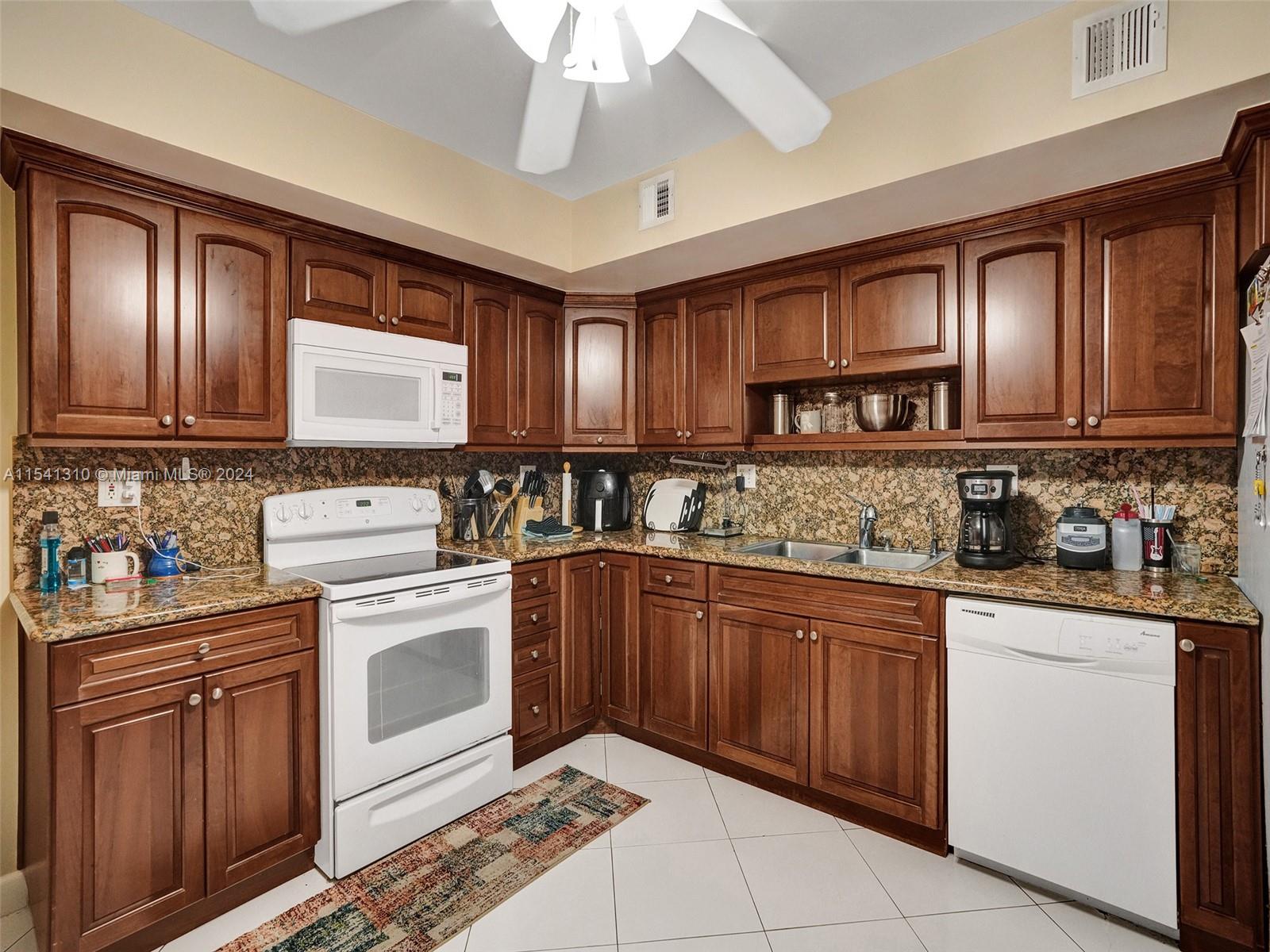 600 Three Islands Blvd 1521, Hallandale Beach, Florida 33009, 2 Bedrooms Bedrooms, ,2 BathroomsBathrooms,Residential,For Sale,600 Three Islands Blvd 1521,A11541310
