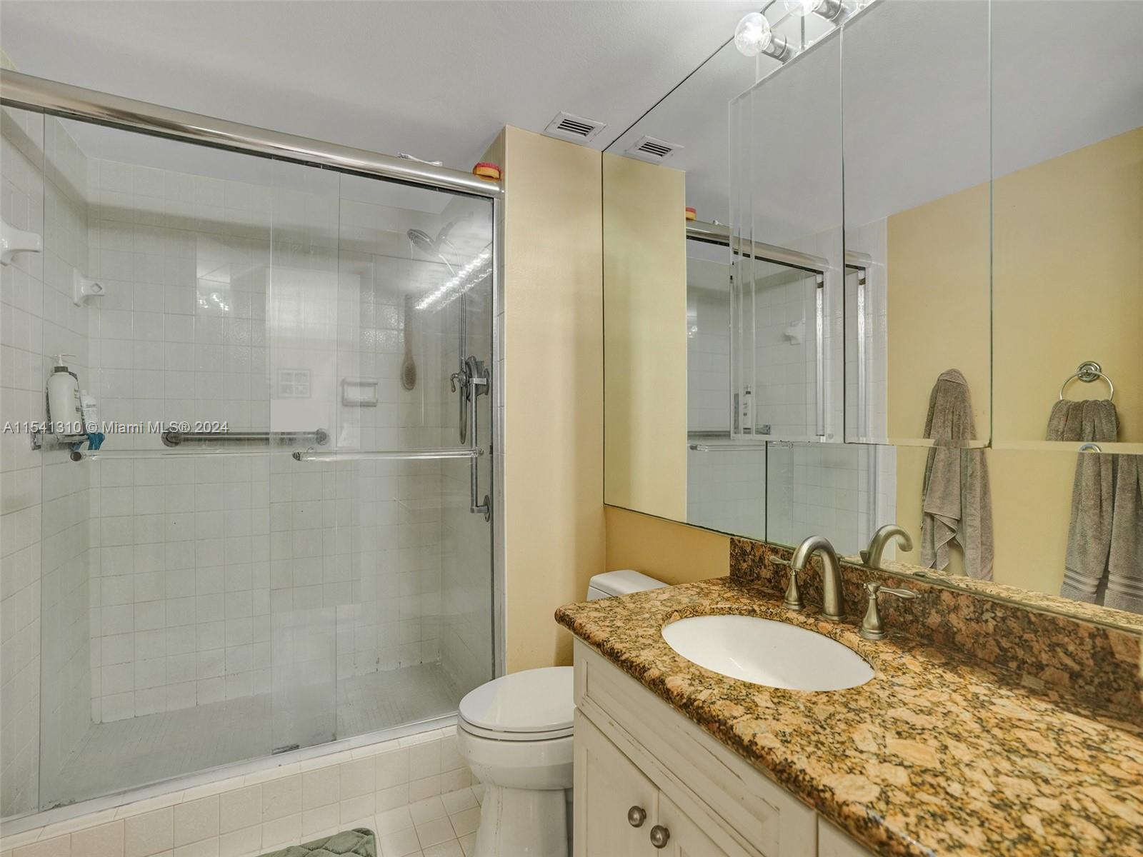 600 Three Islands Blvd 1521, Hallandale Beach, Florida 33009, 2 Bedrooms Bedrooms, ,2 BathroomsBathrooms,Residential,For Sale,600 Three Islands Blvd 1521,A11541310