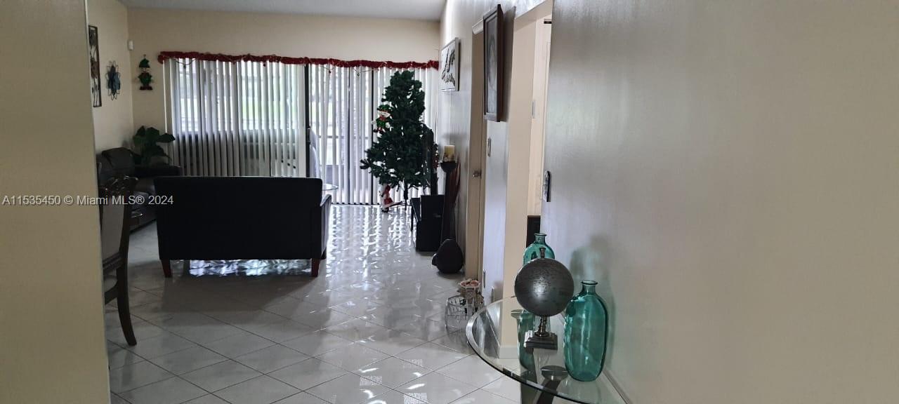 6367 W Pinehurst Cir W B37, Tamarac, Florida 33321, 2 Bedrooms Bedrooms, ,1 BathroomBathrooms,Residential,For Sale,6367 W Pinehurst Cir W B37,A11535450