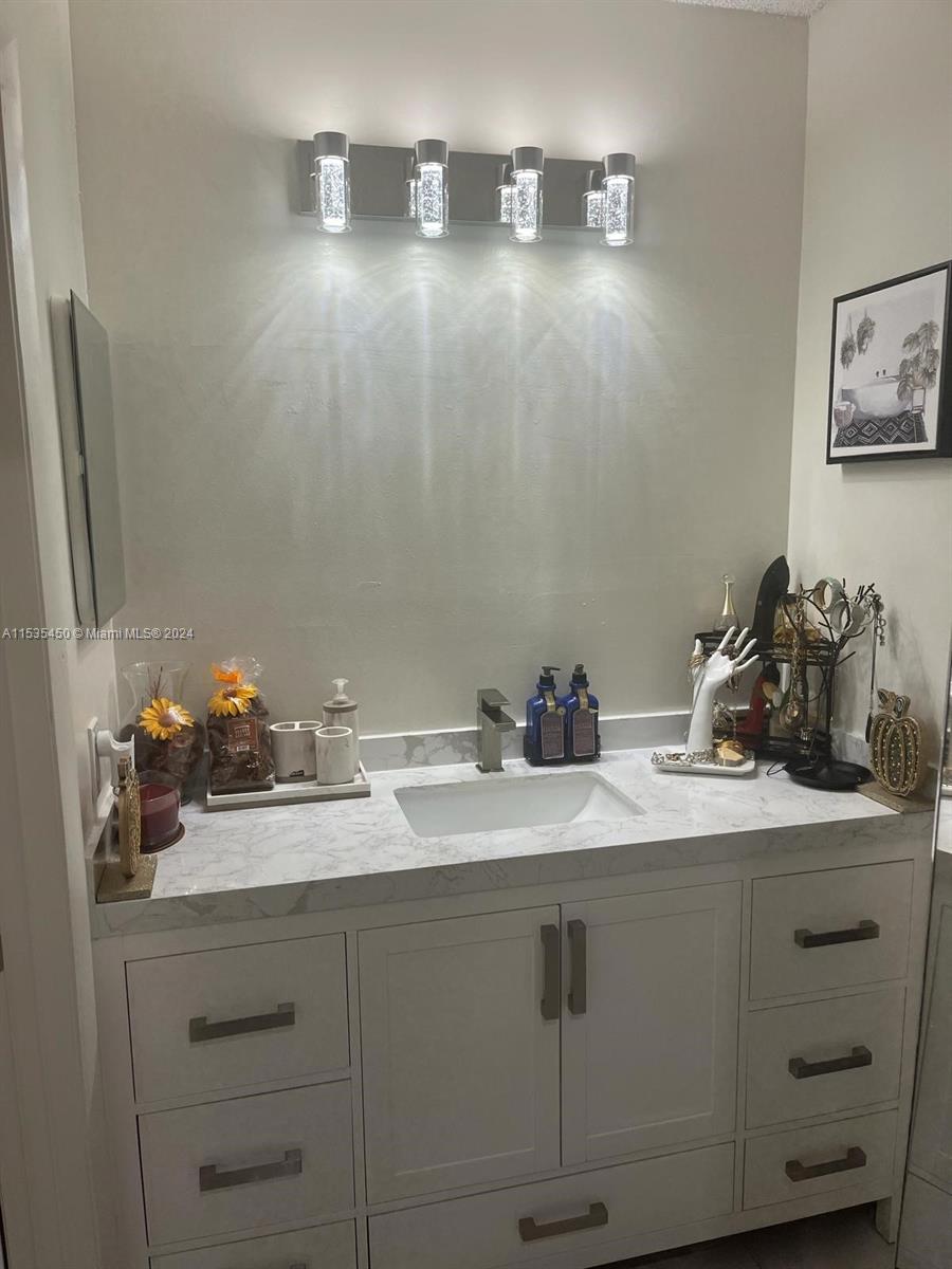 6367 W Pinehurst Cir W B37, Tamarac, Florida 33321, 2 Bedrooms Bedrooms, ,1 BathroomBathrooms,Residential,For Sale,6367 W Pinehurst Cir W B37,A11535450