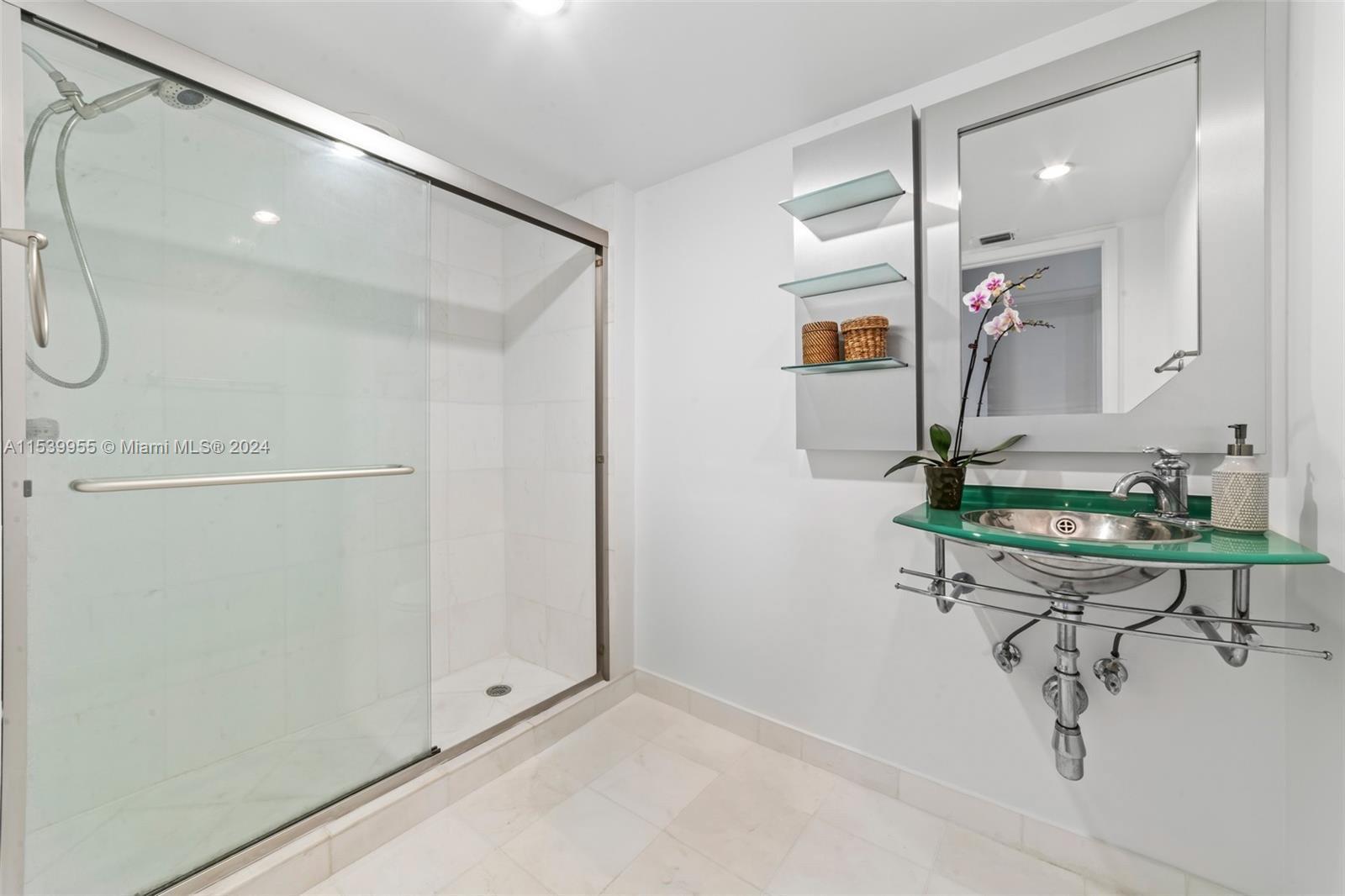 3400 NE 192nd St 1506, Aventura, Florida 33180, 2 Bedrooms Bedrooms, ,2 BathroomsBathrooms,Residentiallease,For Rent,3400 NE 192nd St 1506,A11539955