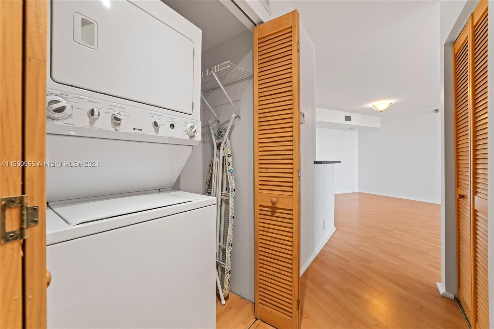 3400 NE 192nd St 1506, Aventura, Florida 33180, 2 Bedrooms Bedrooms, ,2 BathroomsBathrooms,Residentiallease,For Rent,3400 NE 192nd St 1506,A11539955