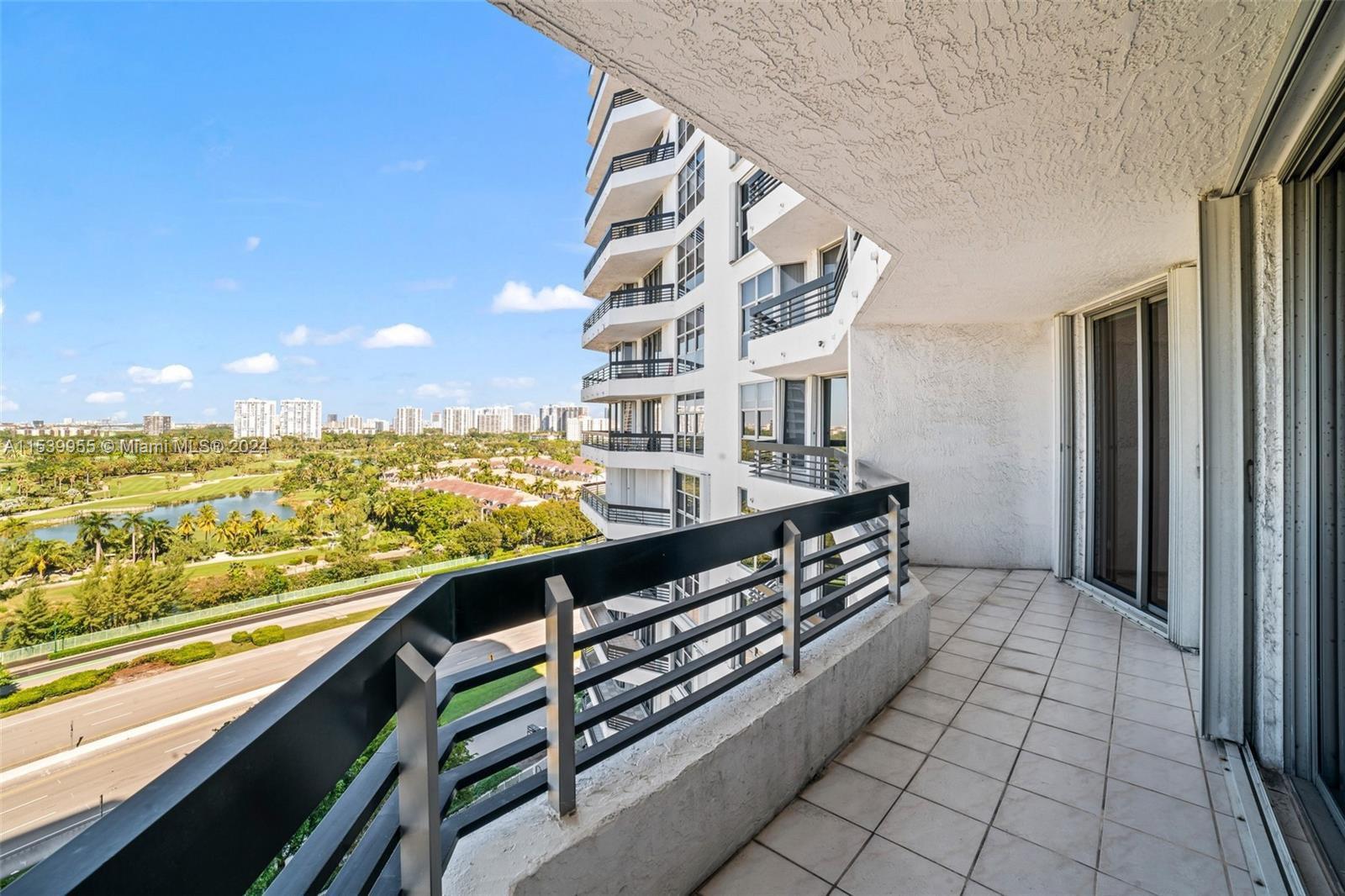 3400 NE 192nd St 1506, Aventura, Florida 33180, 2 Bedrooms Bedrooms, ,2 BathroomsBathrooms,Residentiallease,For Rent,3400 NE 192nd St 1506,A11539955