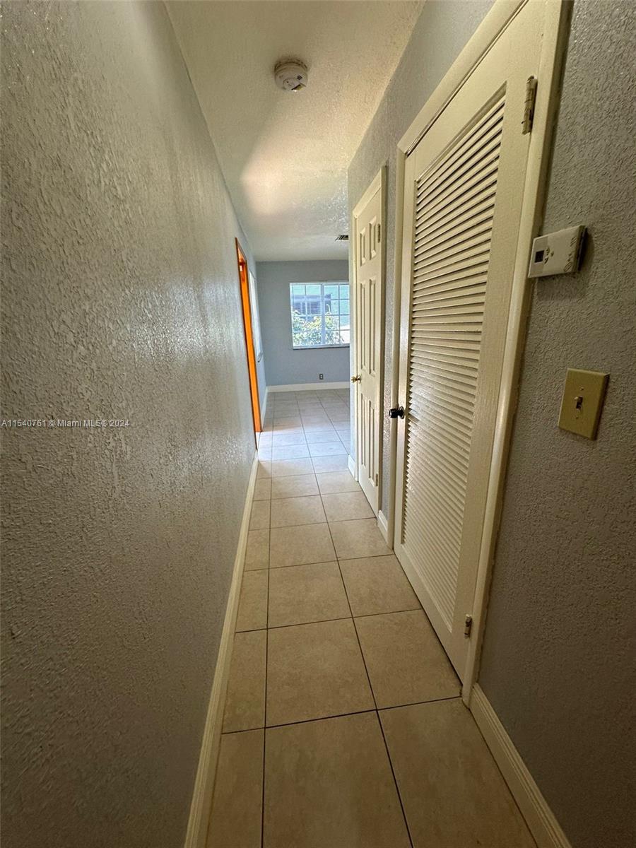 Hollywood, Florida 33020, 3 Bedrooms Bedrooms, ,2 BathroomsBathrooms,Residentiallease,For Rent,A11540761
