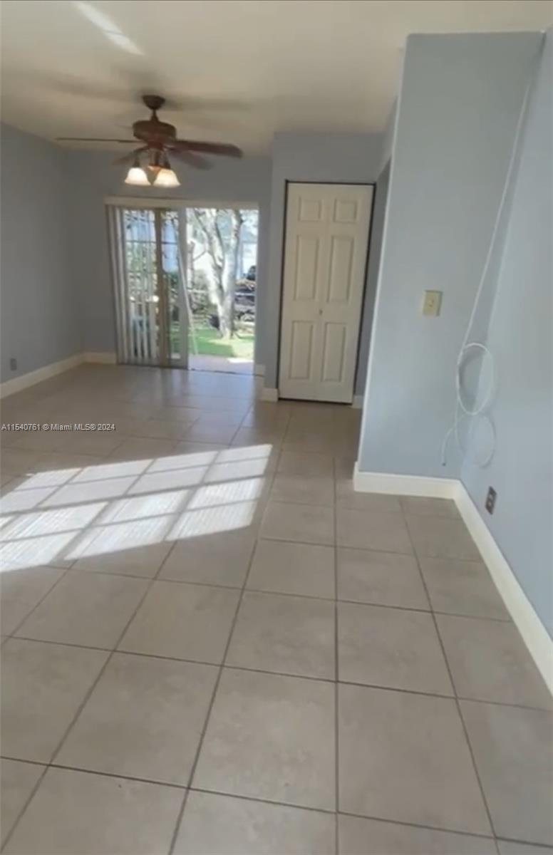 Hollywood, Florida 33020, 3 Bedrooms Bedrooms, ,2 BathroomsBathrooms,Residentiallease,For Rent,A11540761