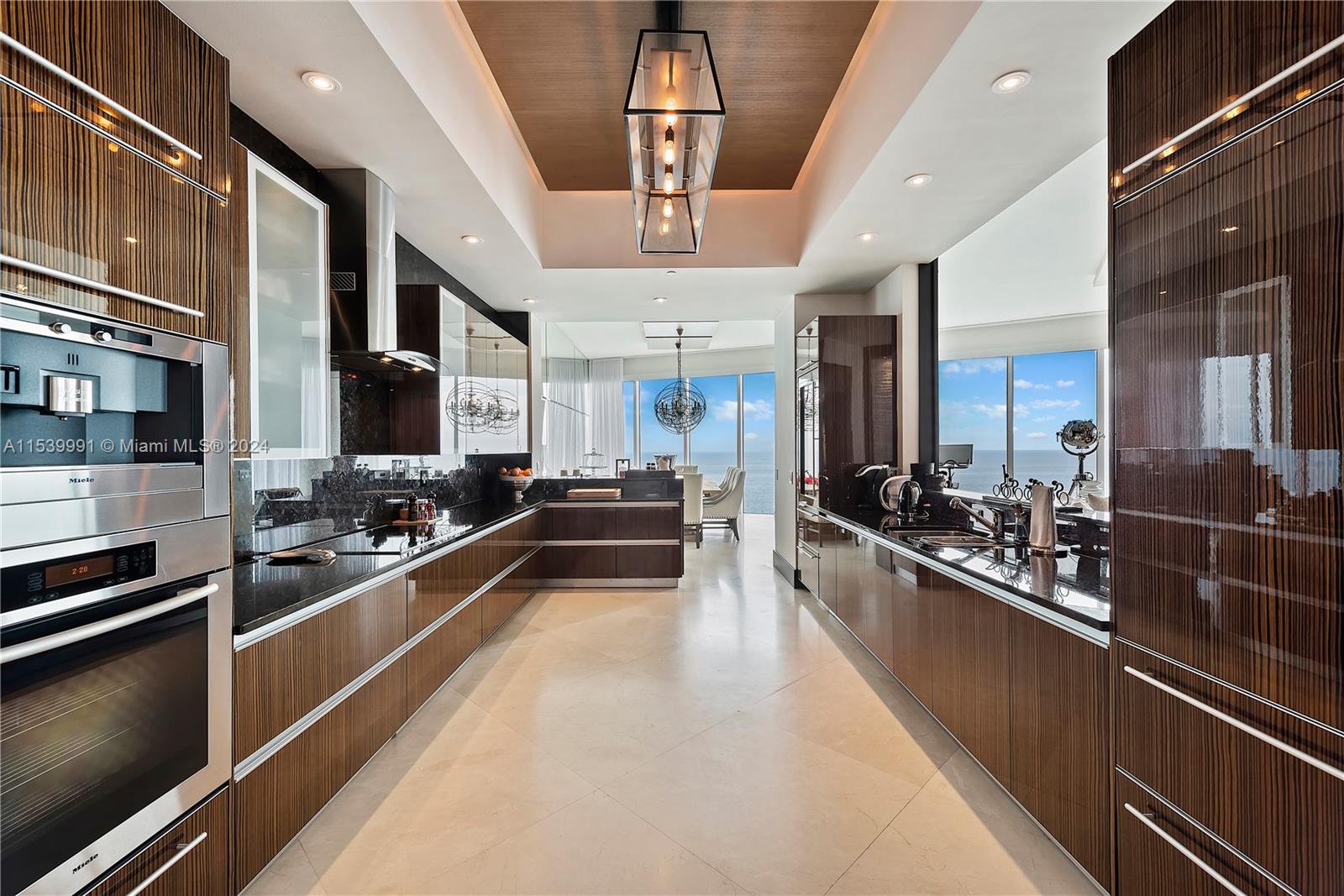 2711 Ocean Dr, Hollywood, FL, 33019 United States, 5 Bedrooms Bedrooms, ,6 BathroomsBathrooms,Residential,For Sale,Ocean Dr,A11539991