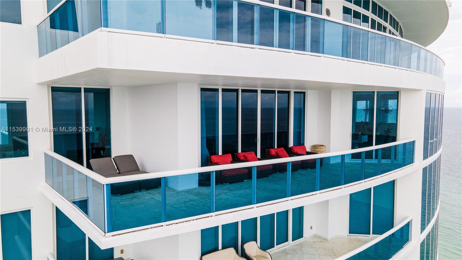 2711 Ocean Dr, Hollywood, FL, 33019 United States, 5 Bedrooms Bedrooms, ,6 BathroomsBathrooms,Residential,For Sale,Ocean Dr,A11539991