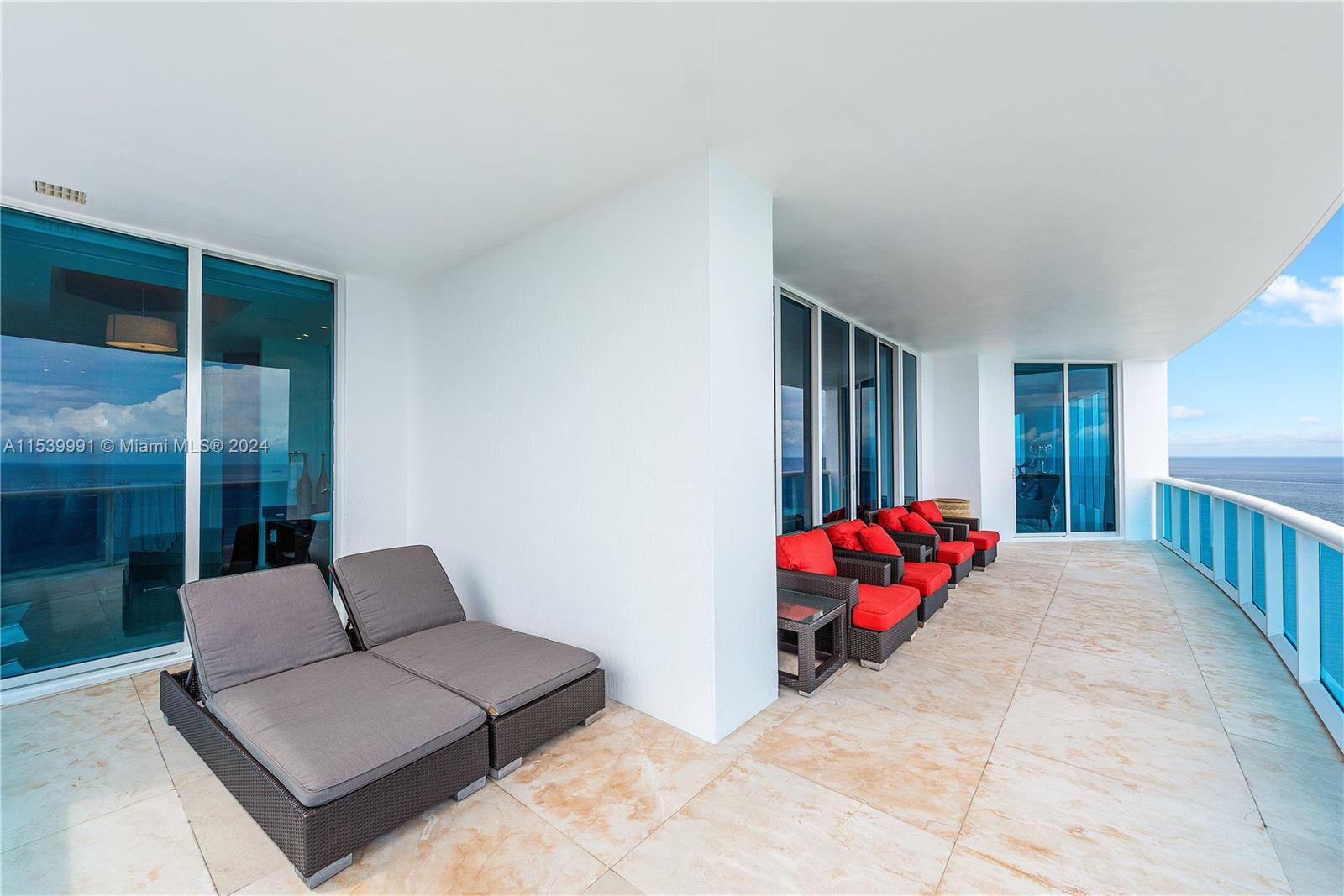 2711 Ocean Dr, Hollywood, FL, 33019 United States, 5 Bedrooms Bedrooms, ,6 BathroomsBathrooms,Residential,For Sale,Ocean Dr,A11539991