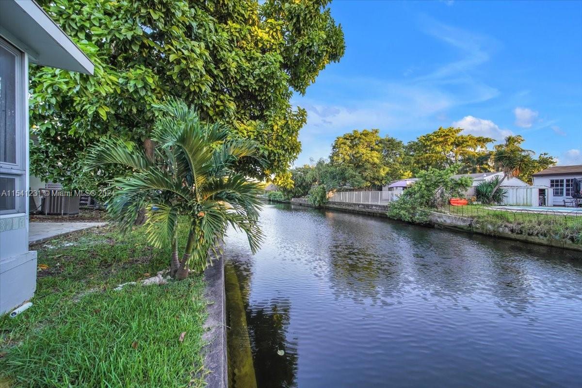 3046 Garfield St, Hollywood, Florida 33021, 3 Bedrooms Bedrooms, ,2 BathroomsBathrooms,Residentiallease,For Rent,3046 Garfield St,A11541231