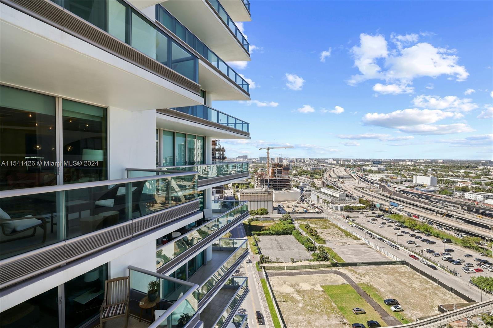 900 Biscayne Blvd 2410, Miami, Florida 33132, 1 Bedroom Bedrooms, ,2 BathroomsBathrooms,Residential,For Sale,900 Biscayne Blvd 2410,A11541426