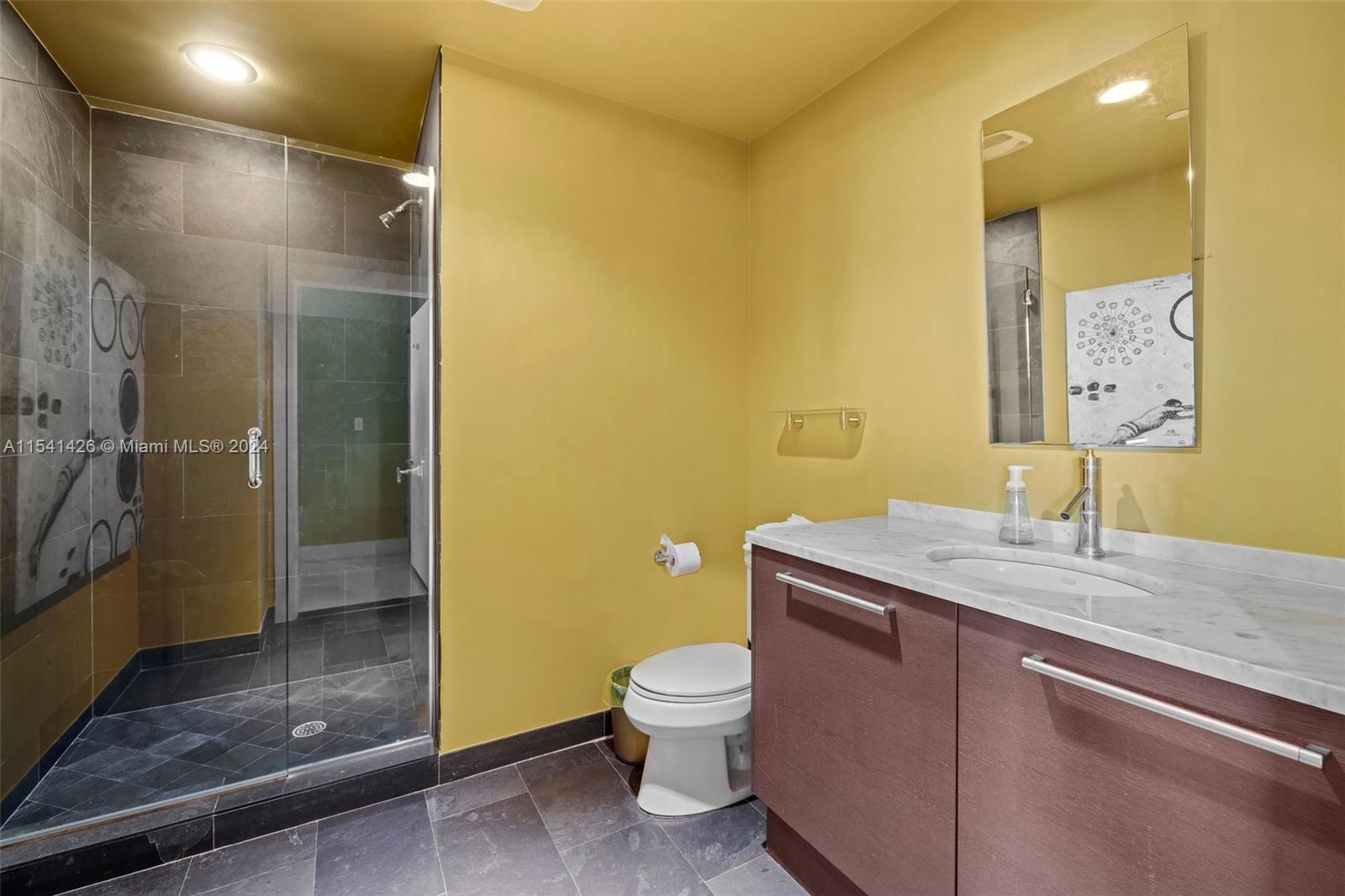 900 Biscayne Blvd 2410, Miami, Florida 33132, 1 Bedroom Bedrooms, ,2 BathroomsBathrooms,Residential,For Sale,900 Biscayne Blvd 2410,A11541426