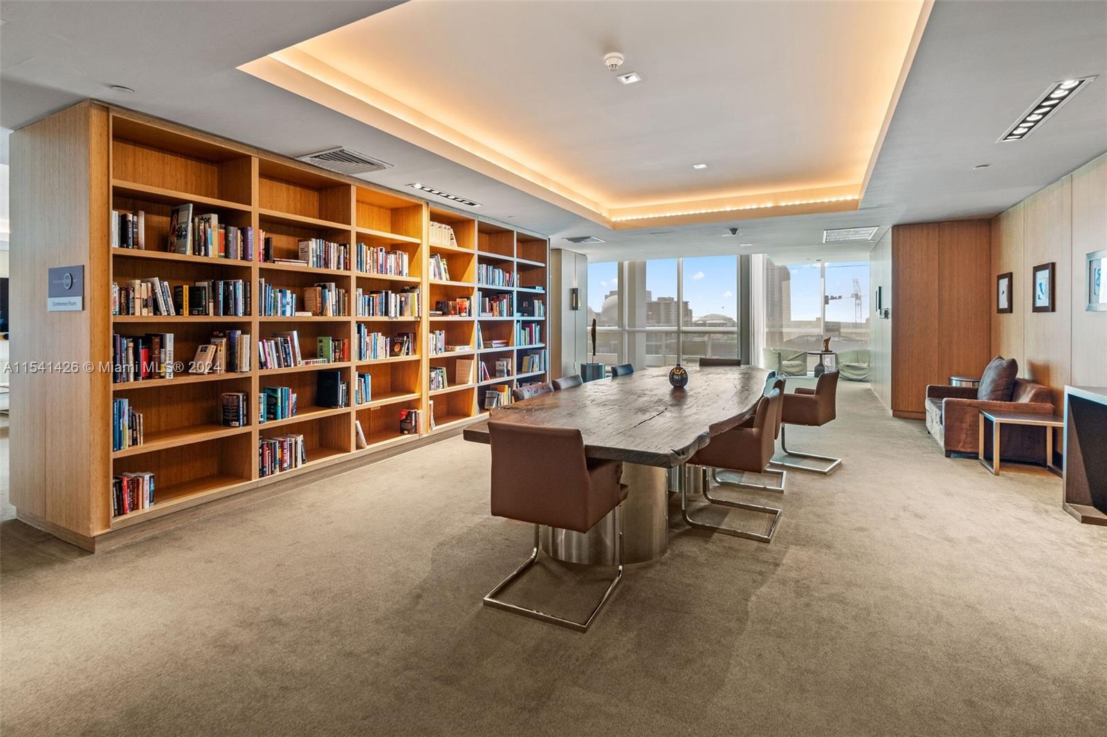 900 Biscayne Blvd 2410, Miami, Florida 33132, 1 Bedroom Bedrooms, ,2 BathroomsBathrooms,Residential,For Sale,900 Biscayne Blvd 2410,A11541426