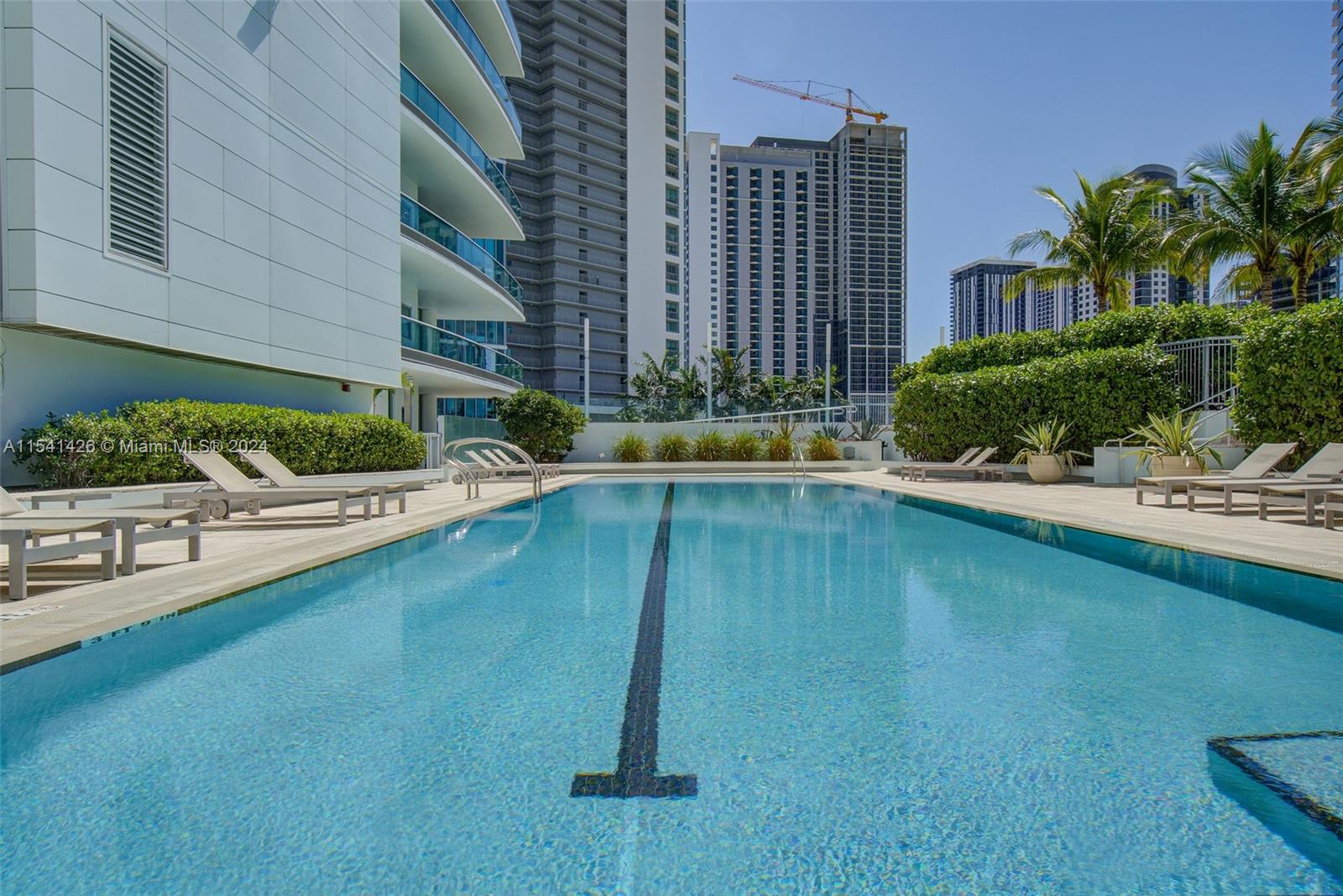 900 Biscayne Blvd 2410, Miami, Florida 33132, 1 Bedroom Bedrooms, ,2 BathroomsBathrooms,Residential,For Sale,900 Biscayne Blvd 2410,A11541426