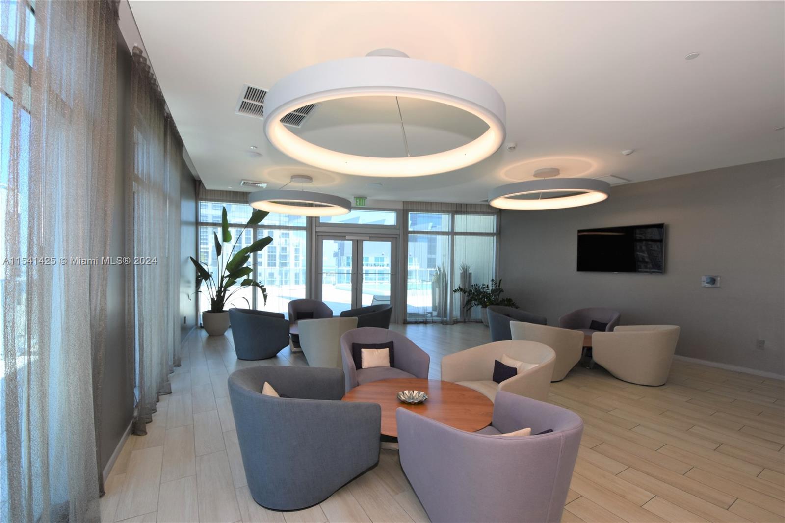 1100 S Miami Ave 402, Miami, Florida 33130, 1 Bedroom Bedrooms, ,1 BathroomBathrooms,Residentiallease,For Rent,1100 S Miami Ave 402,A11541425