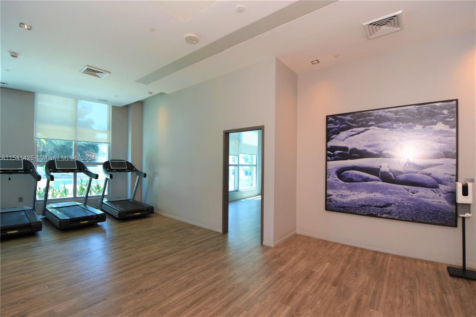 1100 S Miami Ave 402, Miami, Florida 33130, 1 Bedroom Bedrooms, ,1 BathroomBathrooms,Residentiallease,For Rent,1100 S Miami Ave 402,A11541425