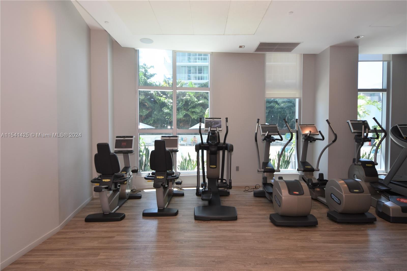 1100 S Miami Ave 402, Miami, Florida 33130, 1 Bedroom Bedrooms, ,1 BathroomBathrooms,Residentiallease,For Rent,1100 S Miami Ave 402,A11541425