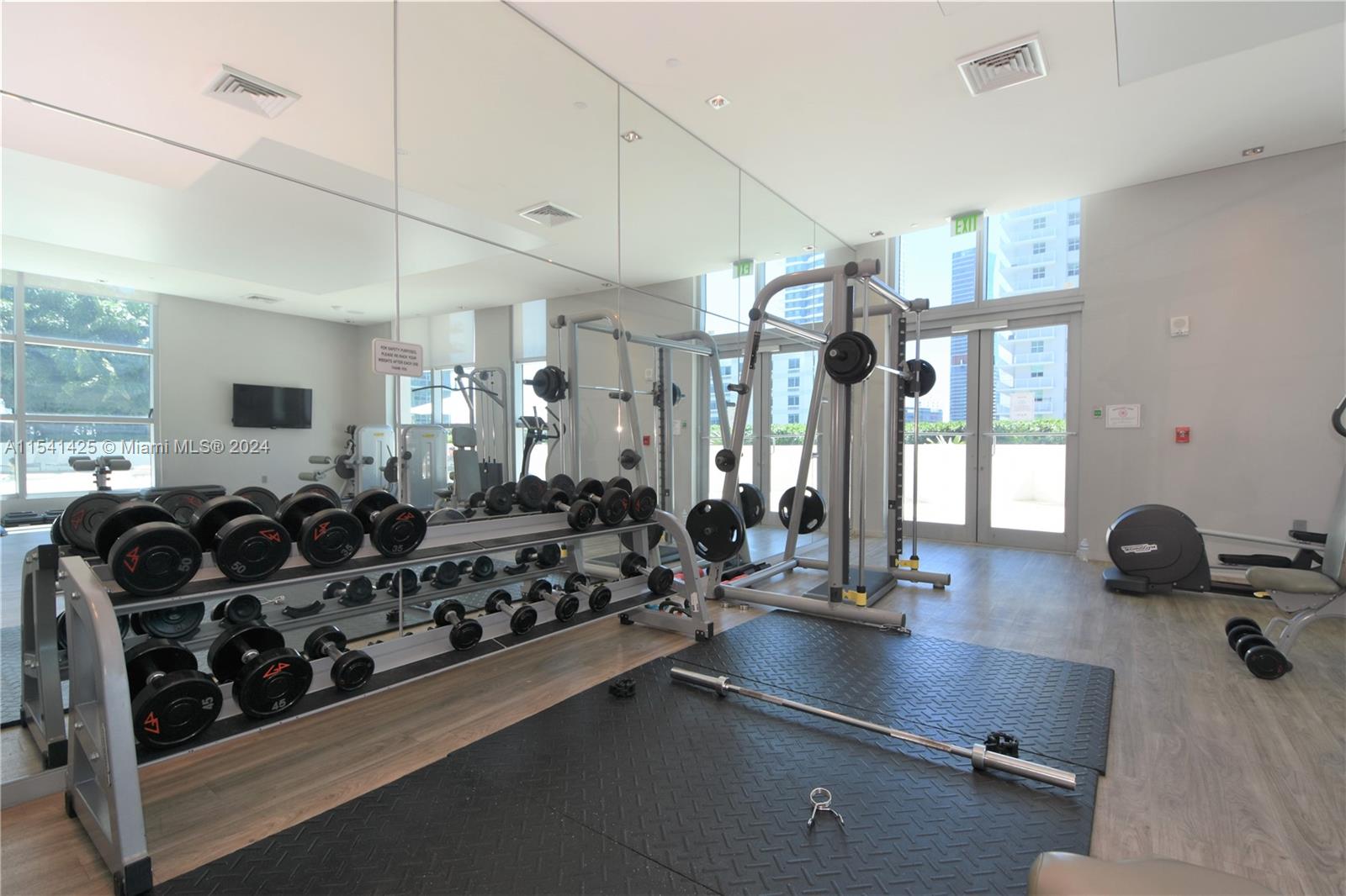 1100 S Miami Ave 402, Miami, Florida 33130, 1 Bedroom Bedrooms, ,1 BathroomBathrooms,Residentiallease,For Rent,1100 S Miami Ave 402,A11541425