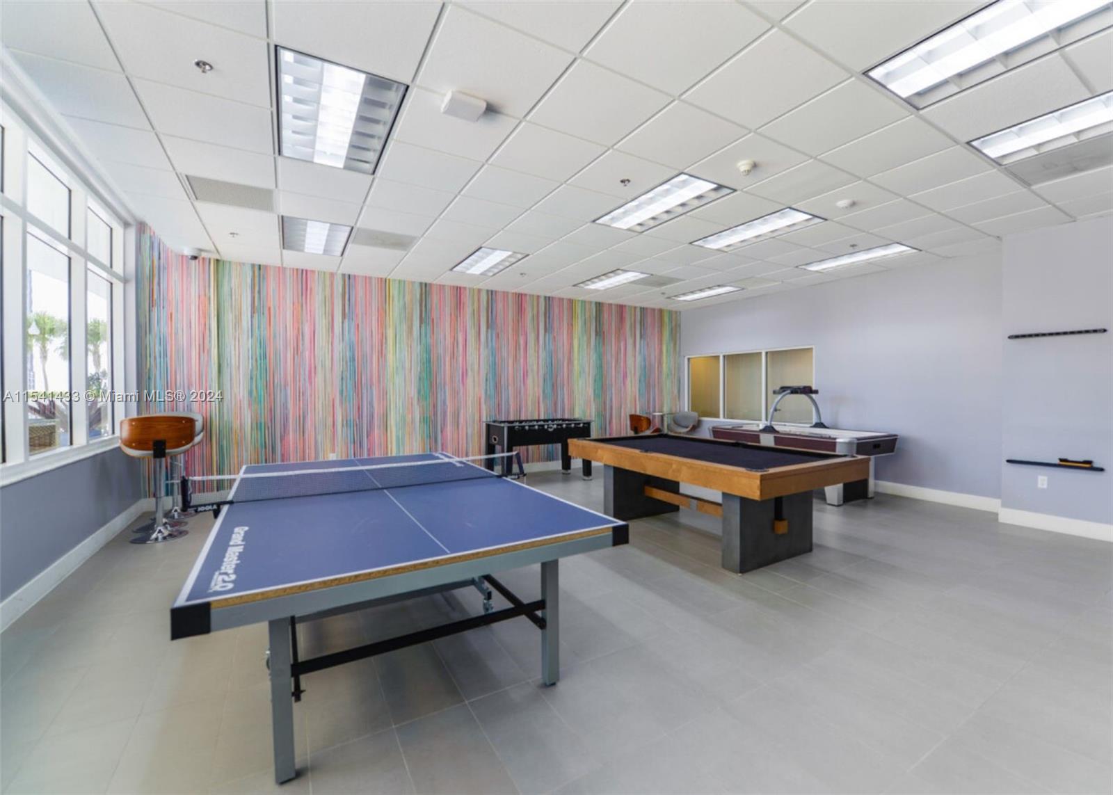 1200 Brickell Bay Dr 3004, Miami, Florida 33131, 1 Bedroom Bedrooms, ,1 BathroomBathrooms,Residentiallease,For Rent,1200 Brickell Bay Dr 3004,A11541433