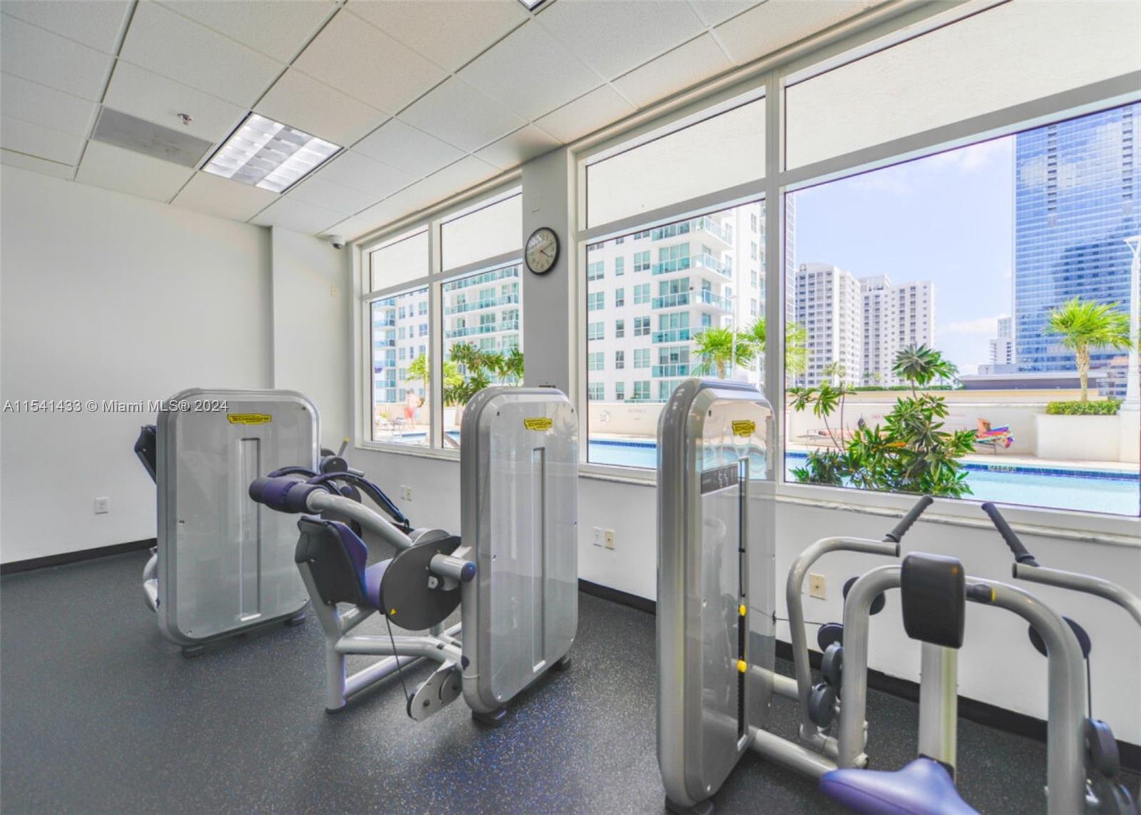 1200 Brickell Bay Dr 3004, Miami, Florida 33131, 1 Bedroom Bedrooms, ,1 BathroomBathrooms,Residentiallease,For Rent,1200 Brickell Bay Dr 3004,A11541433