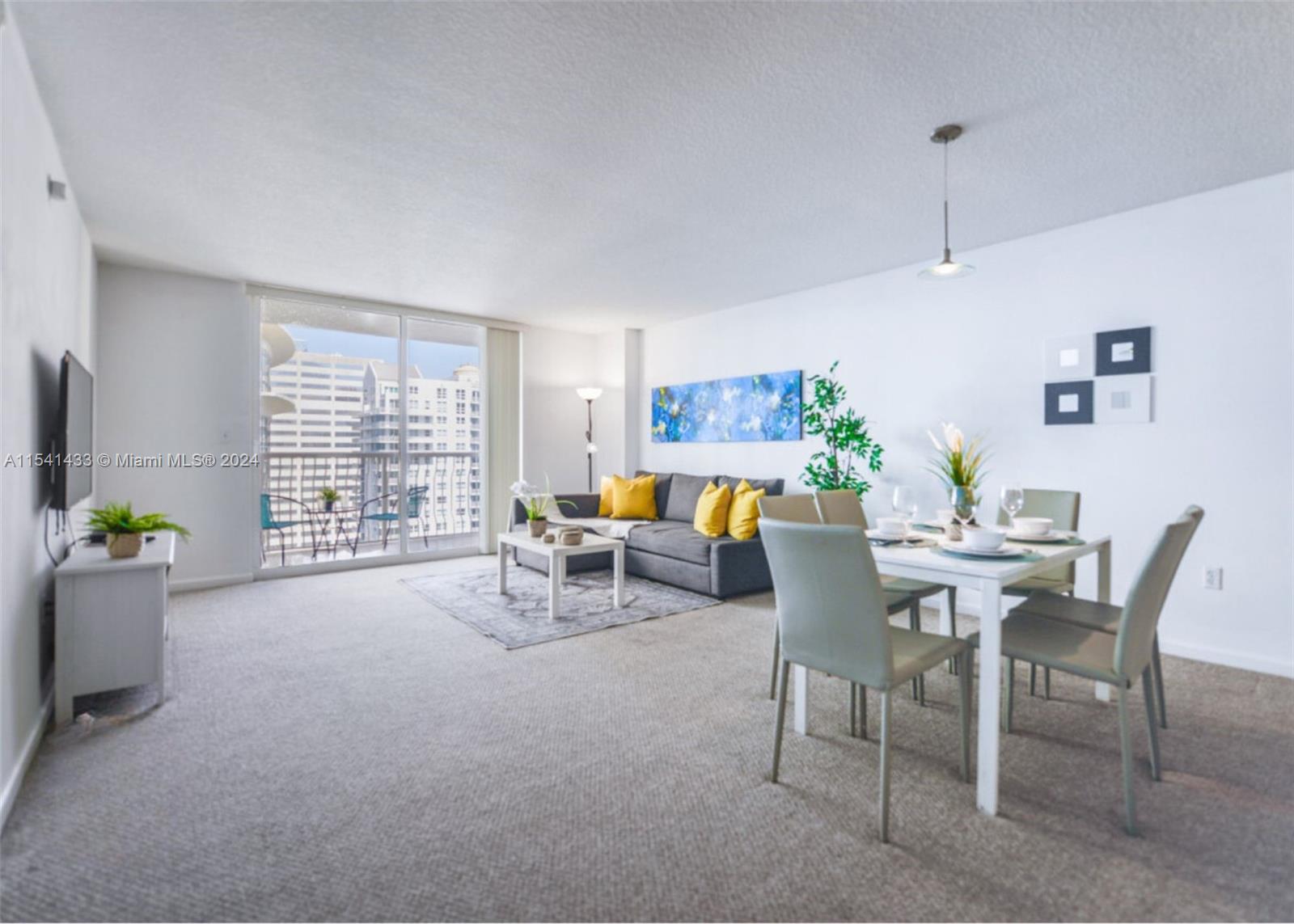 1200 Brickell Bay Dr 3004, Miami, Florida 33131, 1 Bedroom Bedrooms, ,1 BathroomBathrooms,Residentiallease,For Rent,1200 Brickell Bay Dr 3004,A11541433