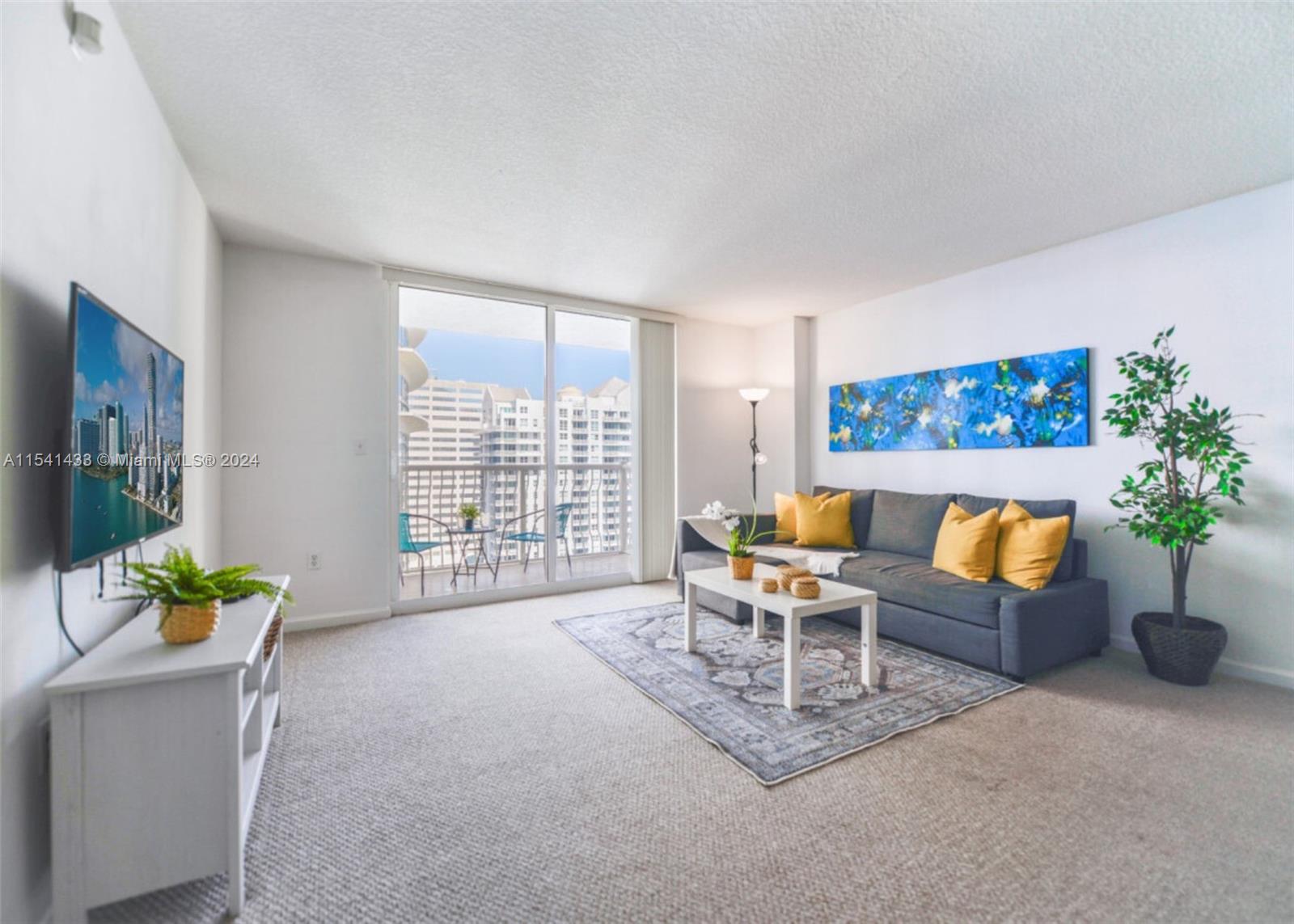 1200 Brickell Bay Dr 3004, Miami, Florida 33131, 1 Bedroom Bedrooms, ,1 BathroomBathrooms,Residentiallease,For Rent,1200 Brickell Bay Dr 3004,A11541433